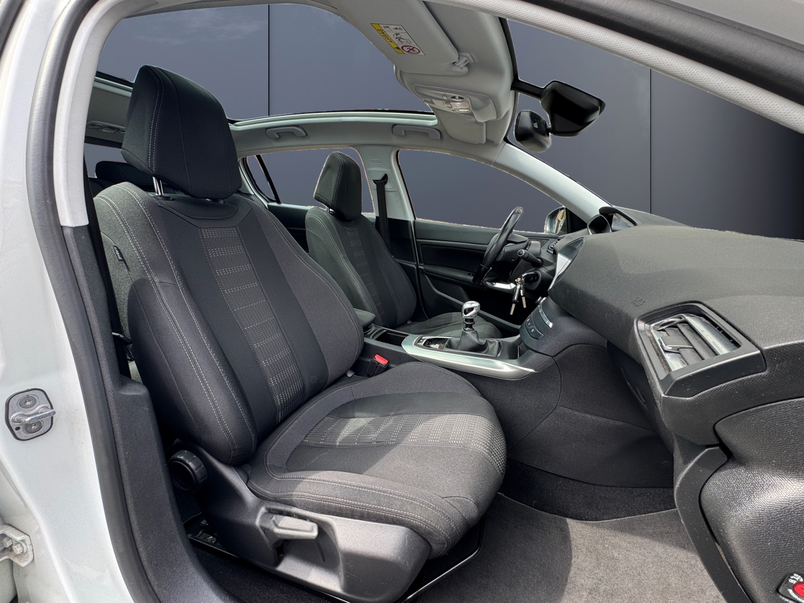 Peugeot 308 13