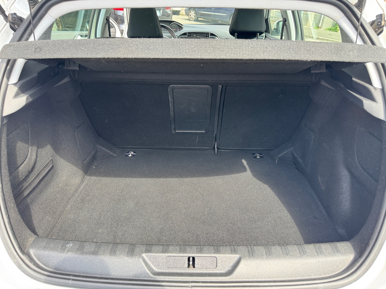 Peugeot 308 30