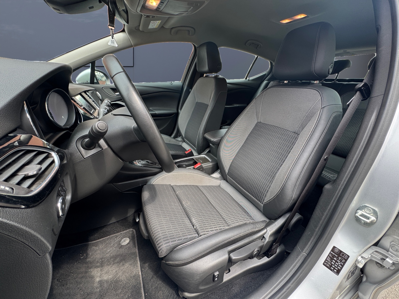 Opel Astra 9