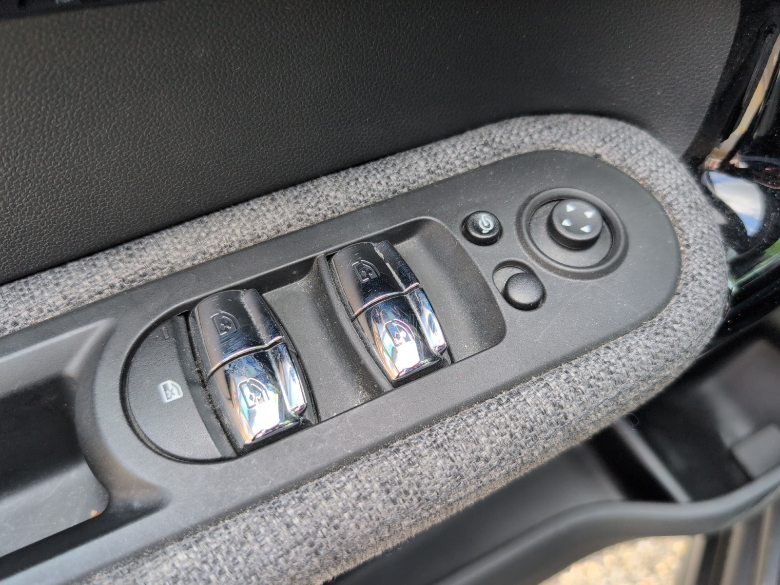 Mini Countryman 28