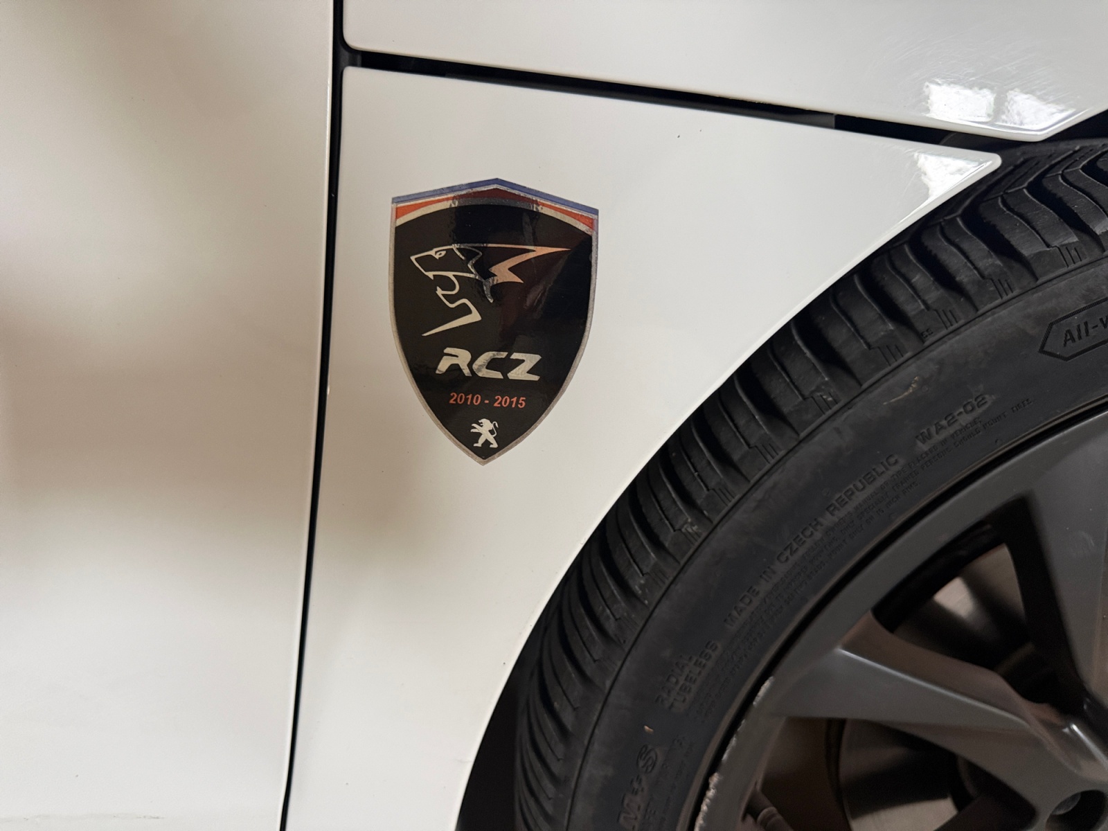 Peugeot RCZ 24