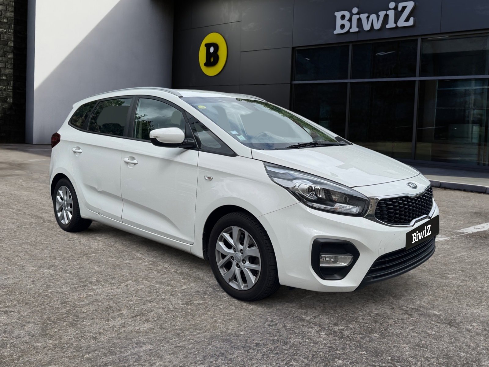 Kia Carens 6
