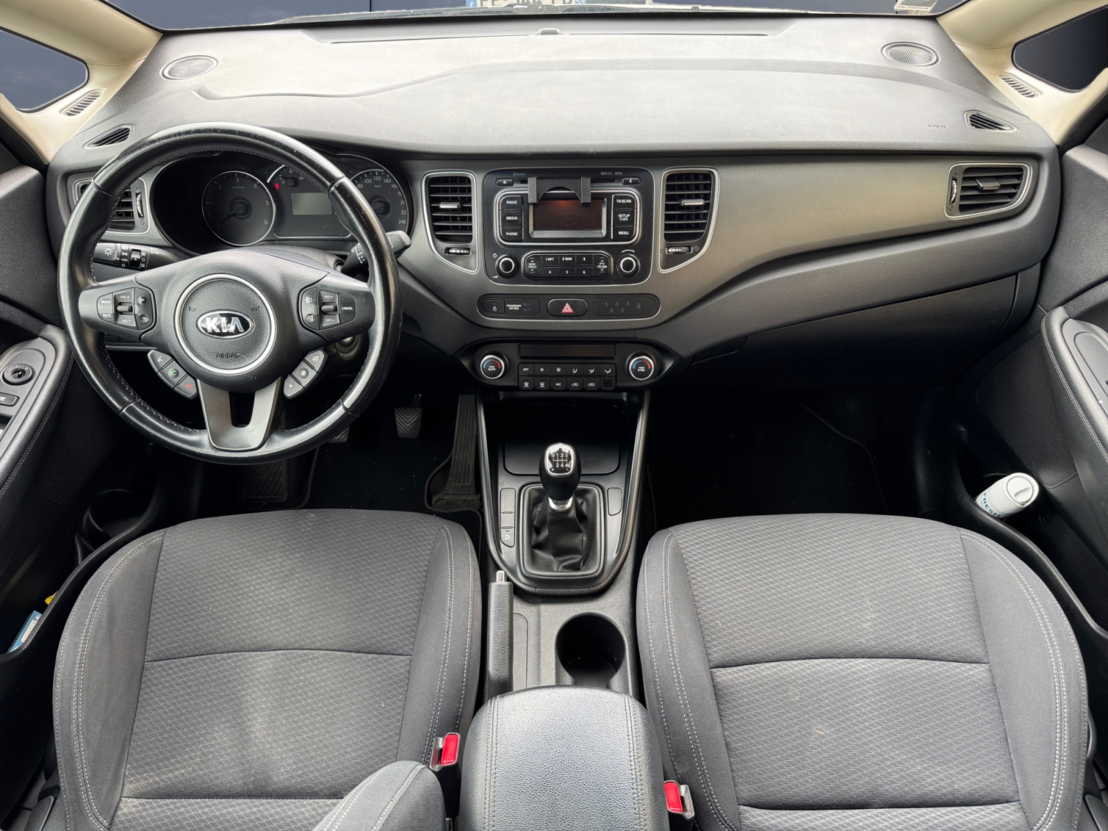 Kia Carens 14