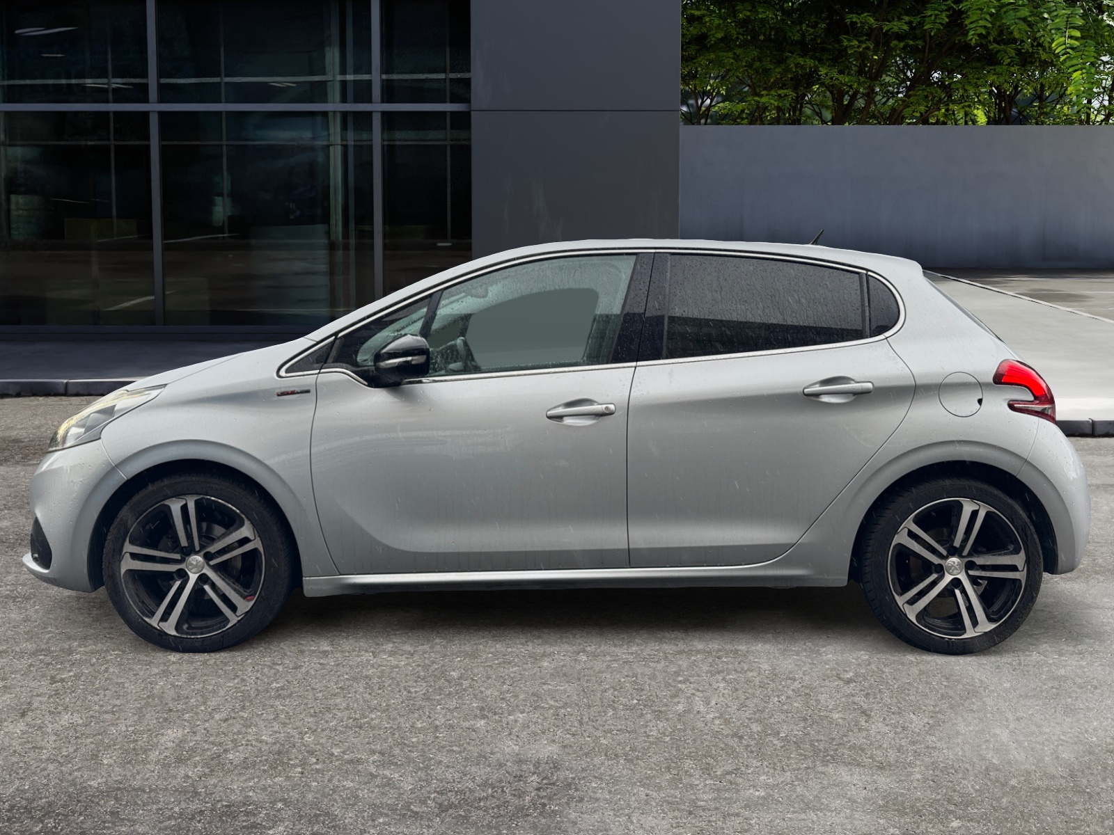 Peugeot 208 1