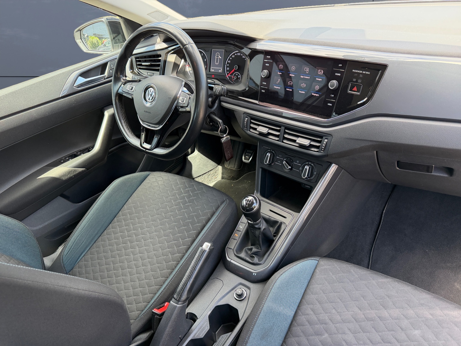 Volkswagen Polo 12