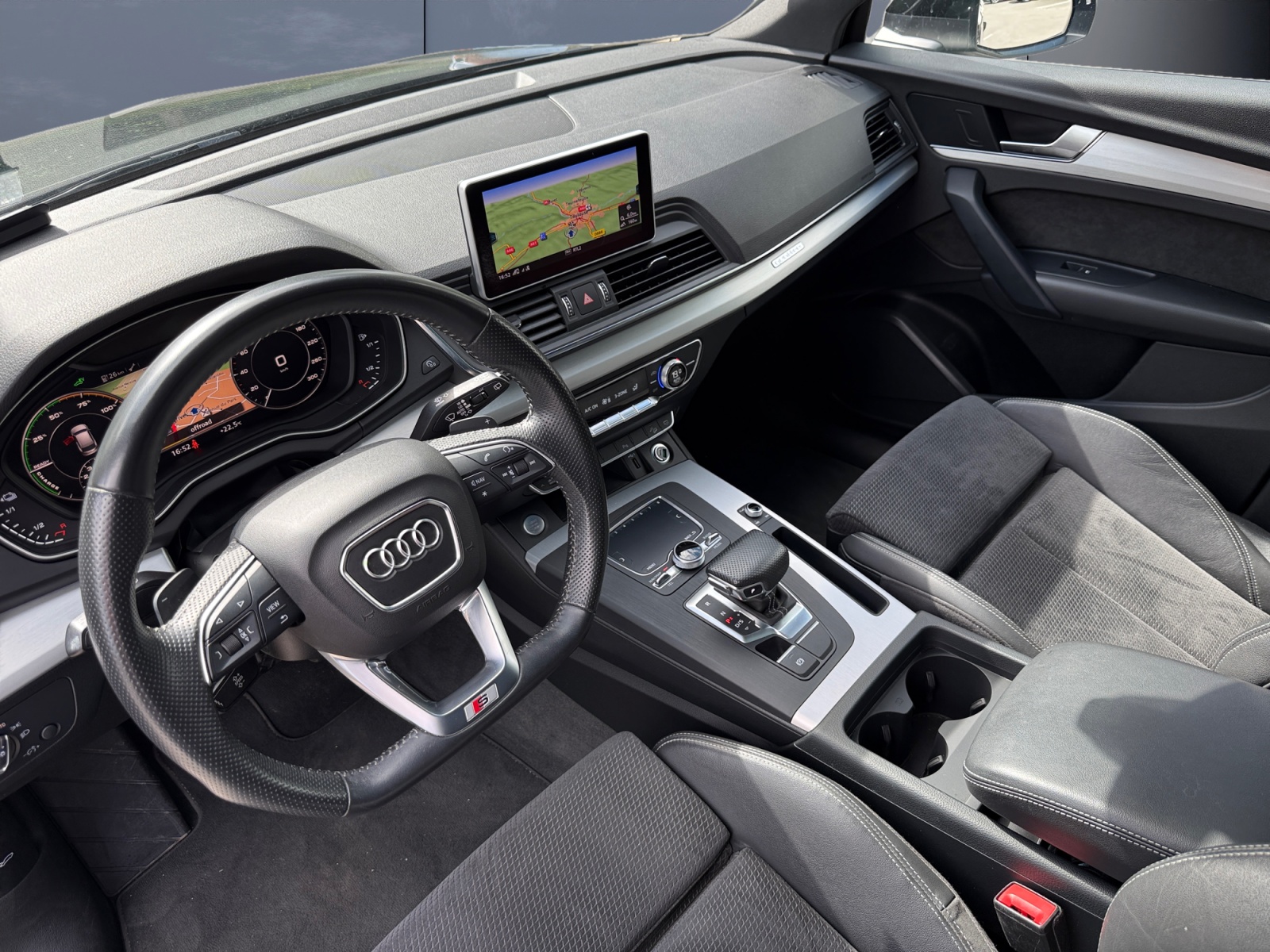 Audi Q5 8