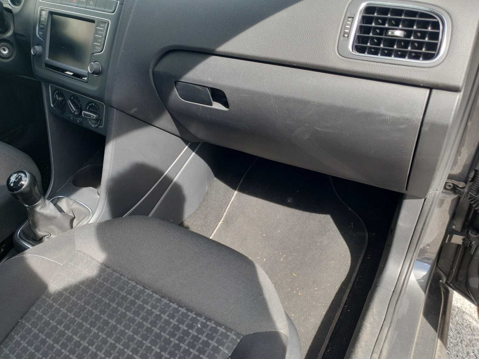 Volkswagen Polo 19