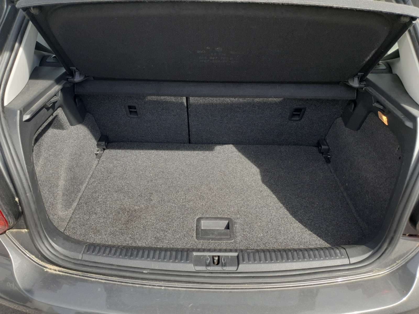 Volkswagen Polo 25