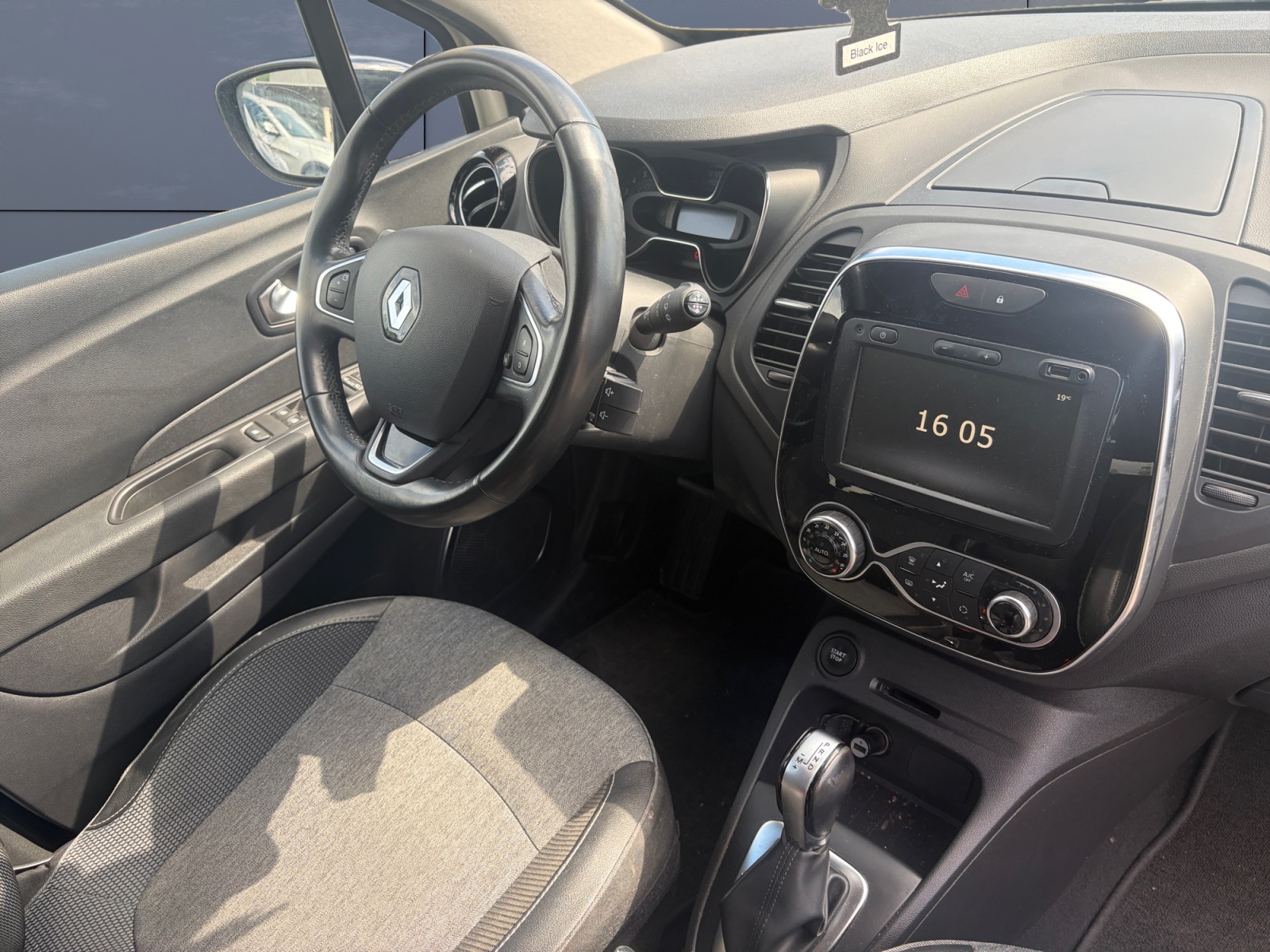 Renault Captur 12
