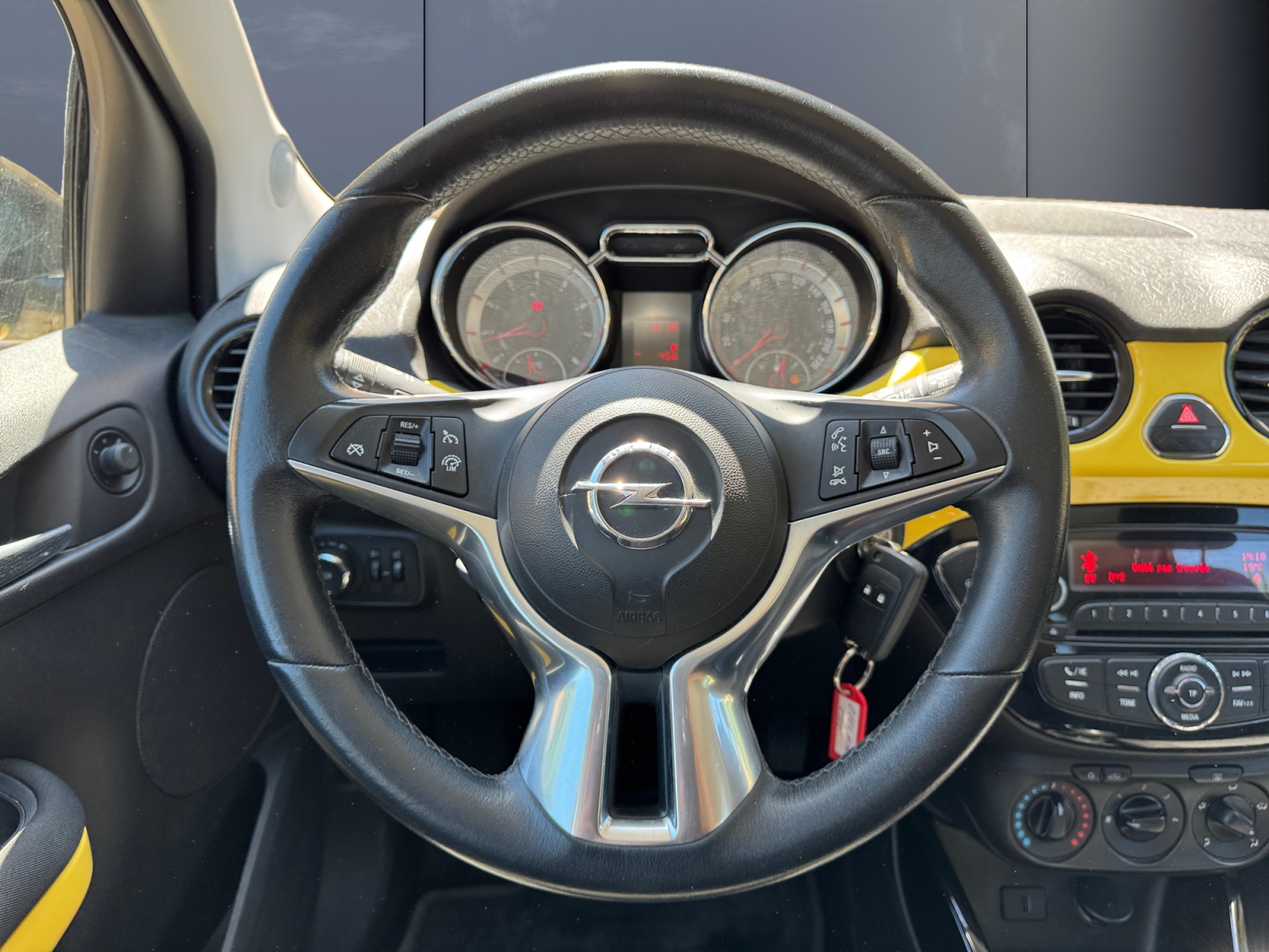 Opel Adam 15