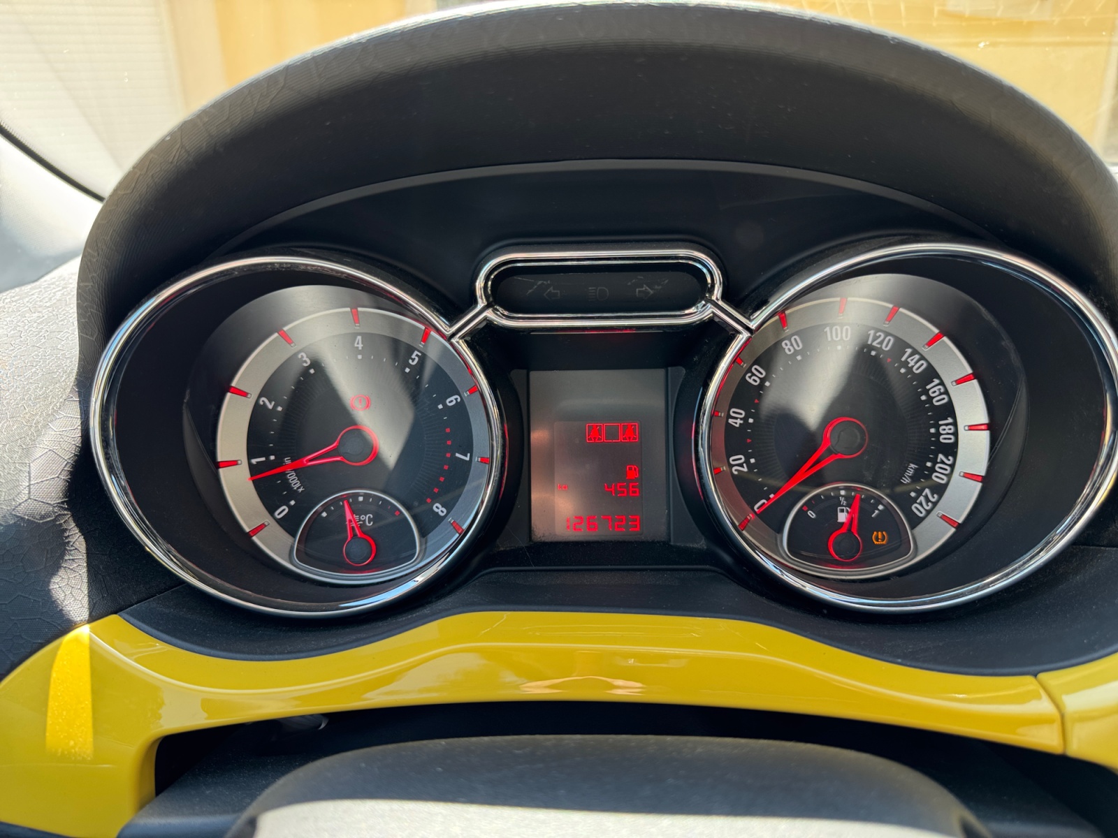 Opel Adam 16
