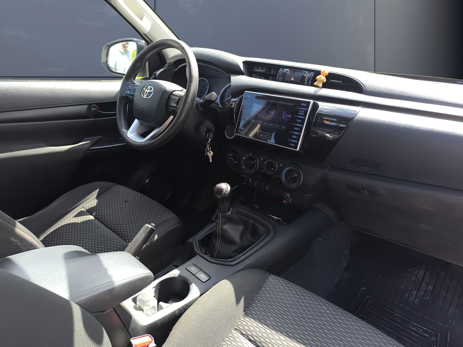 Toyota Hilux 12