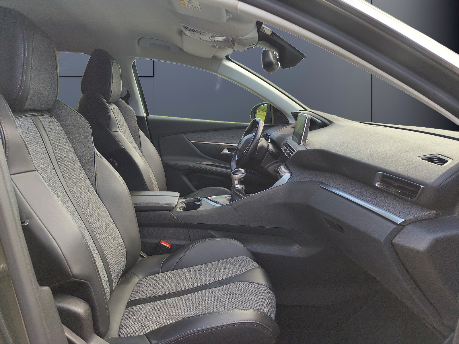 Peugeot 3008 13