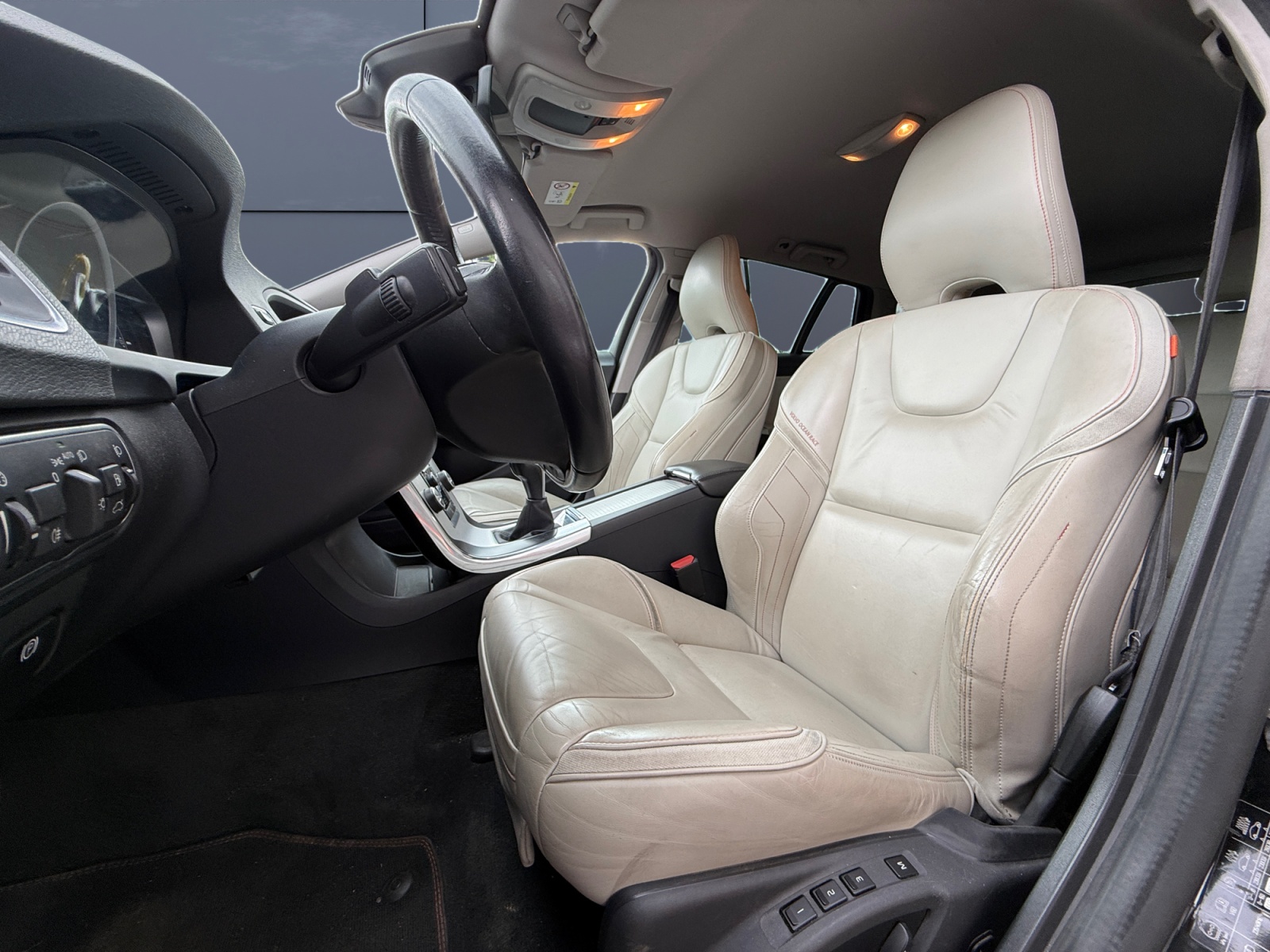 Volvo V60 9