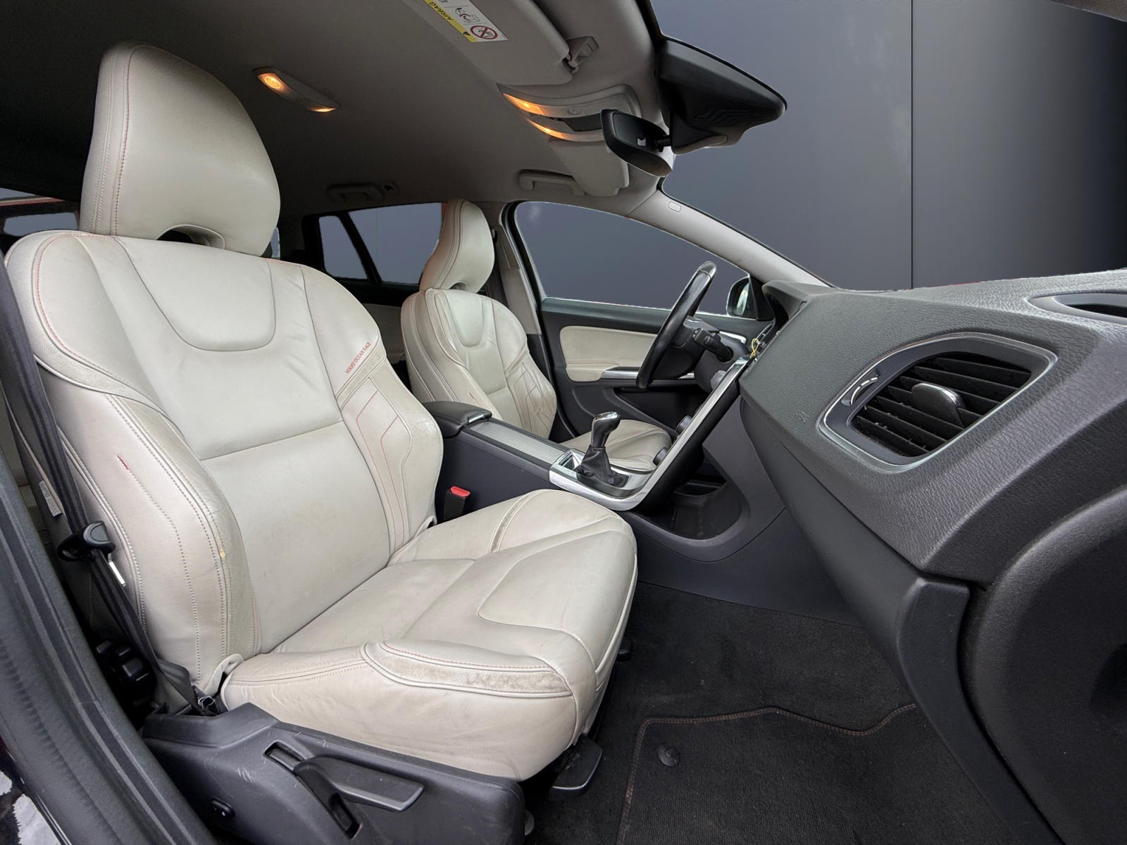 Volvo V60 13