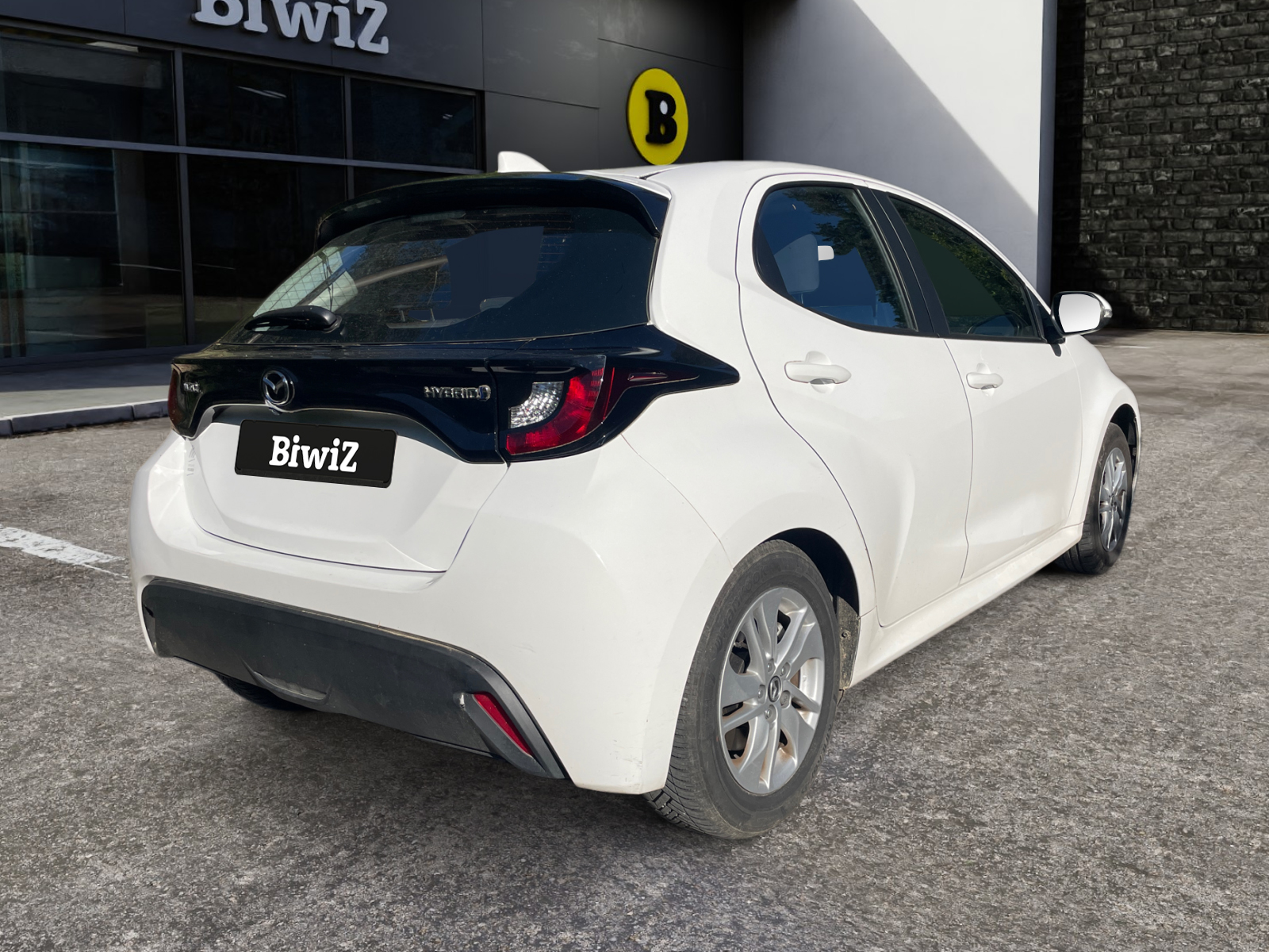 Mazda 2 4
