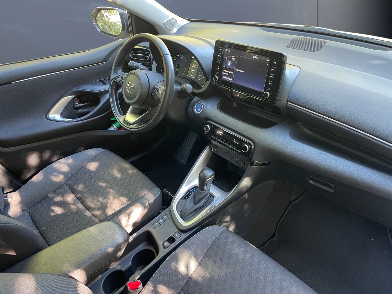 Mazda 2 12