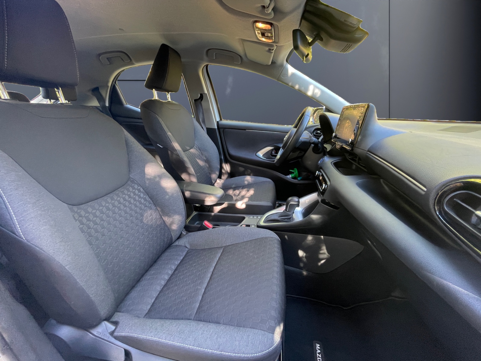 Mazda 2 13