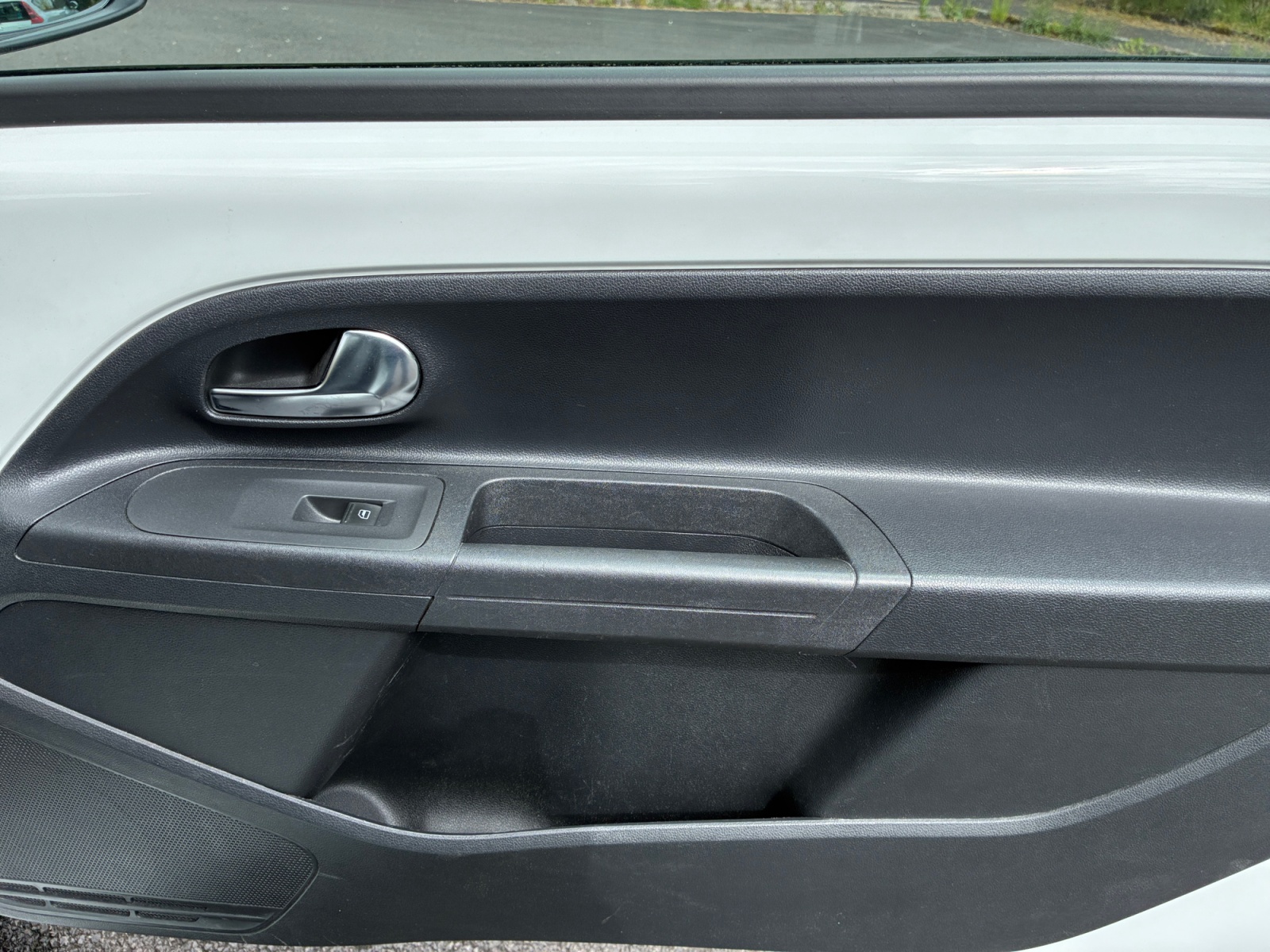 Volkswagen Up 32