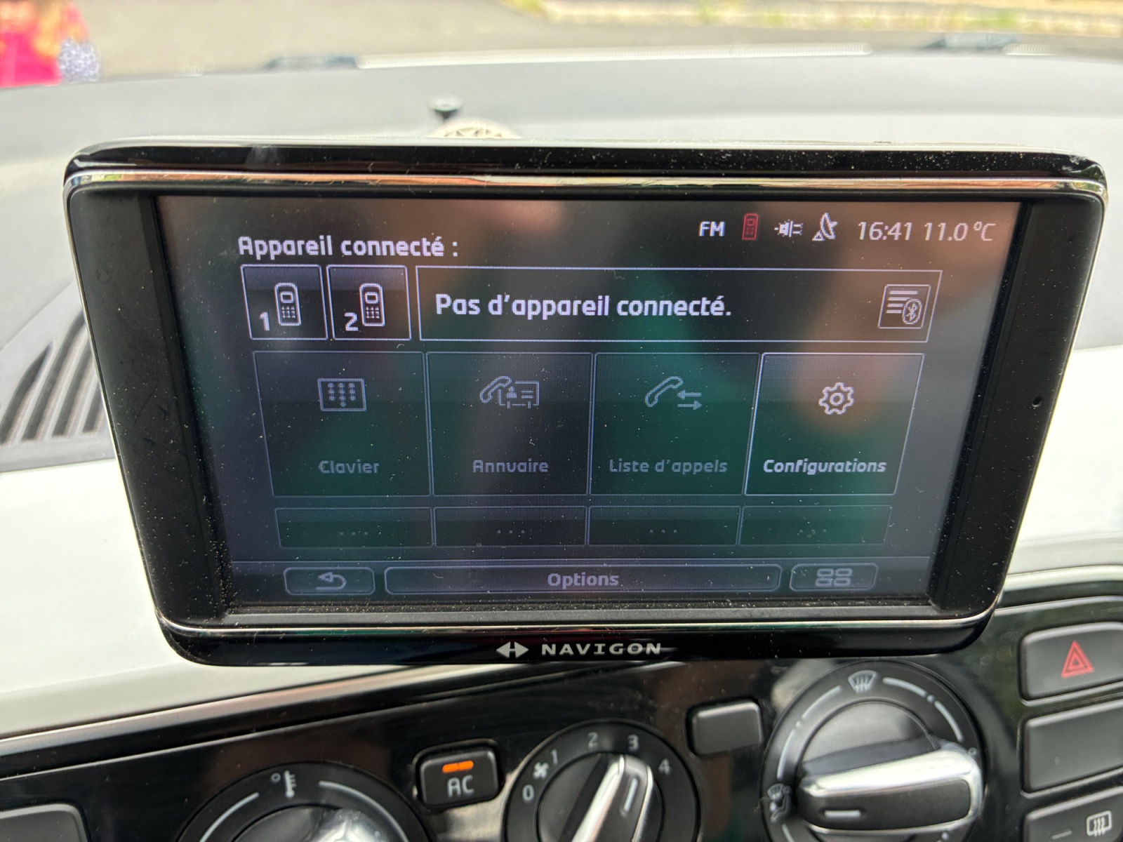 Volkswagen Up 28