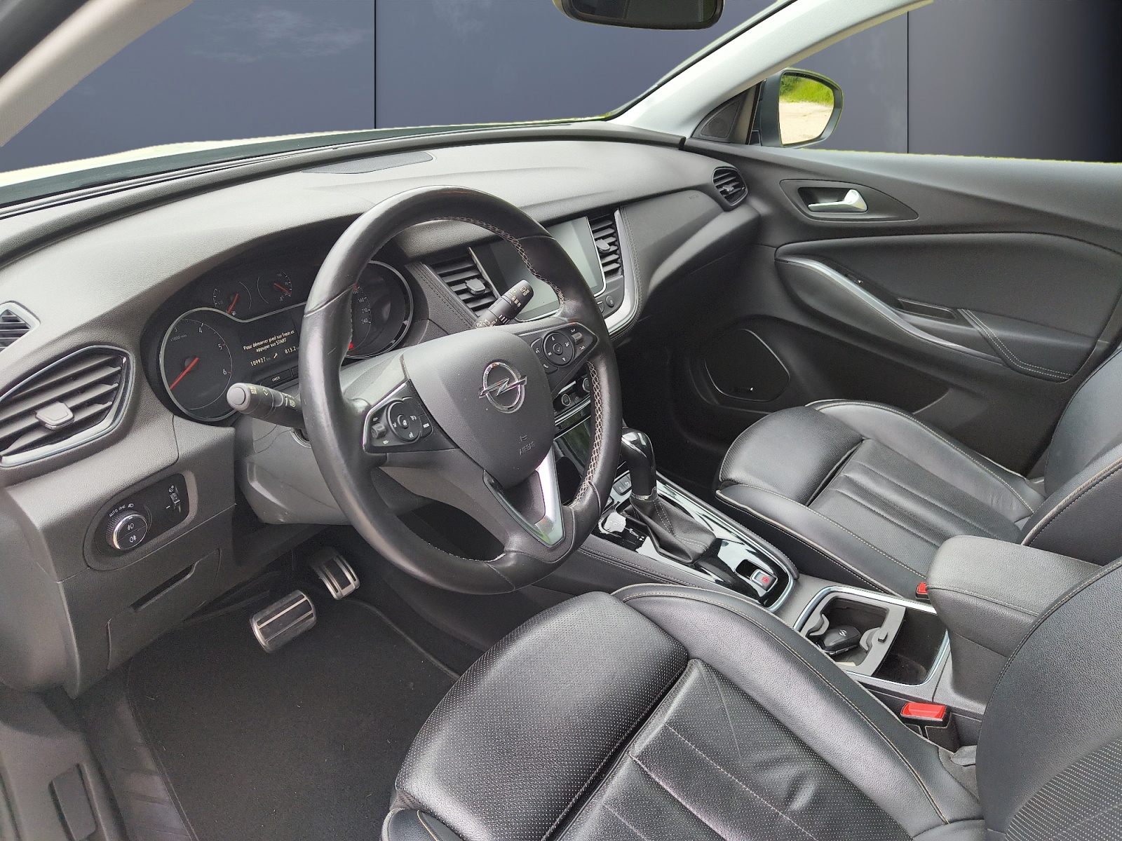 Opel Grandland X 8