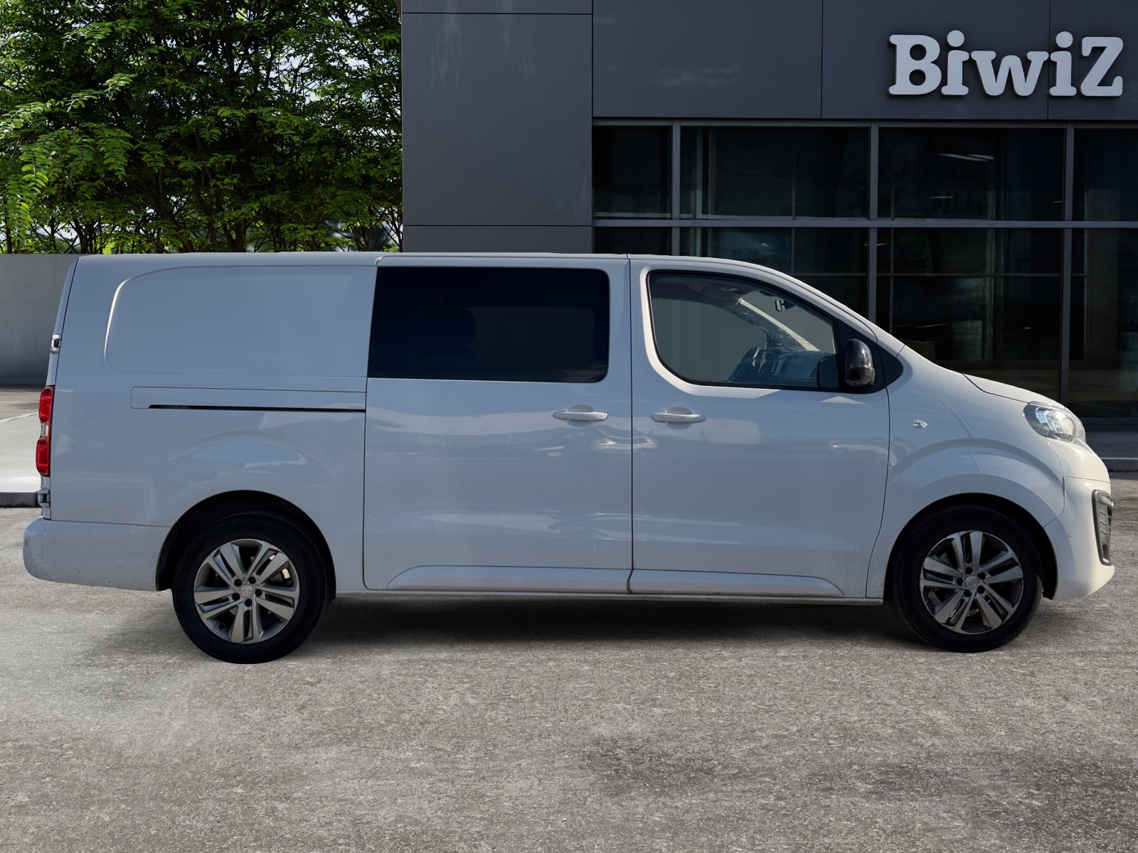Peugeot Expert 5