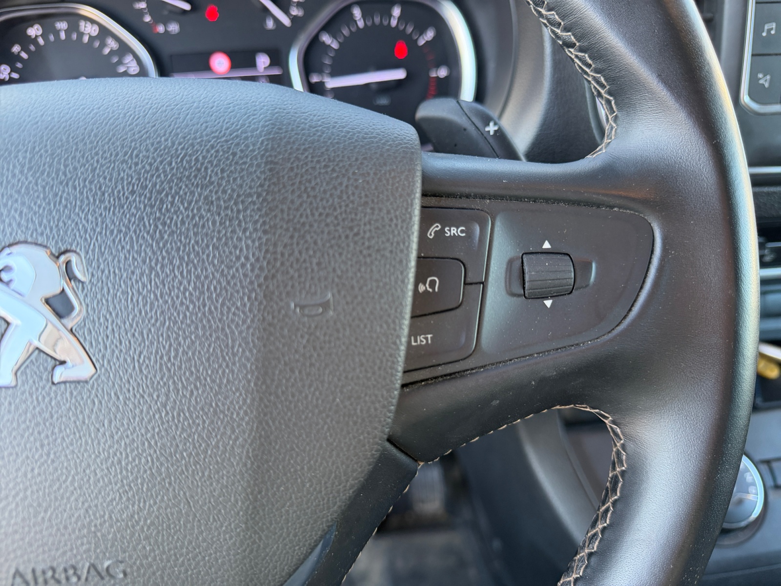 Peugeot Expert 19