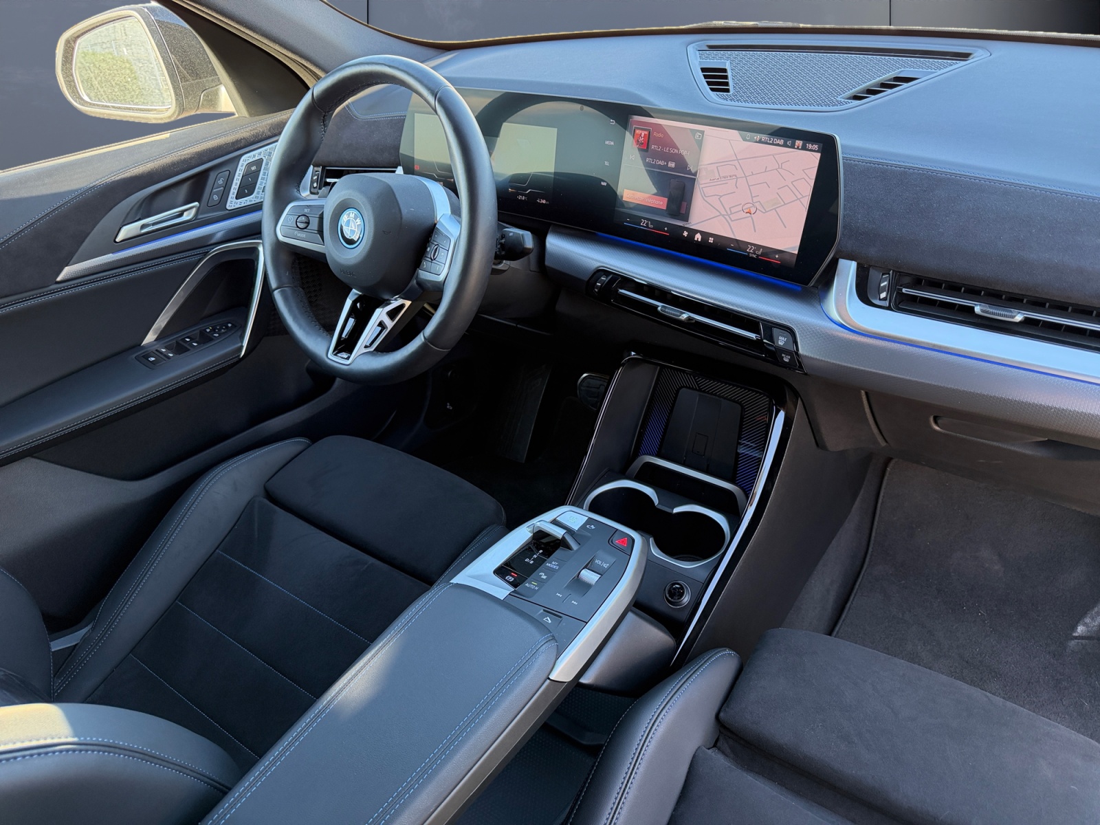 Bmw Ix2 12