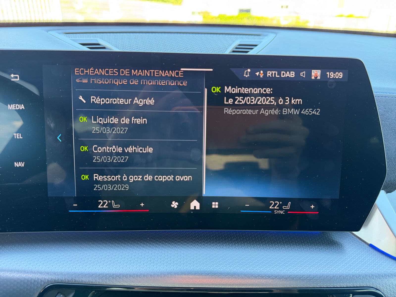 Bmw Ix2 28