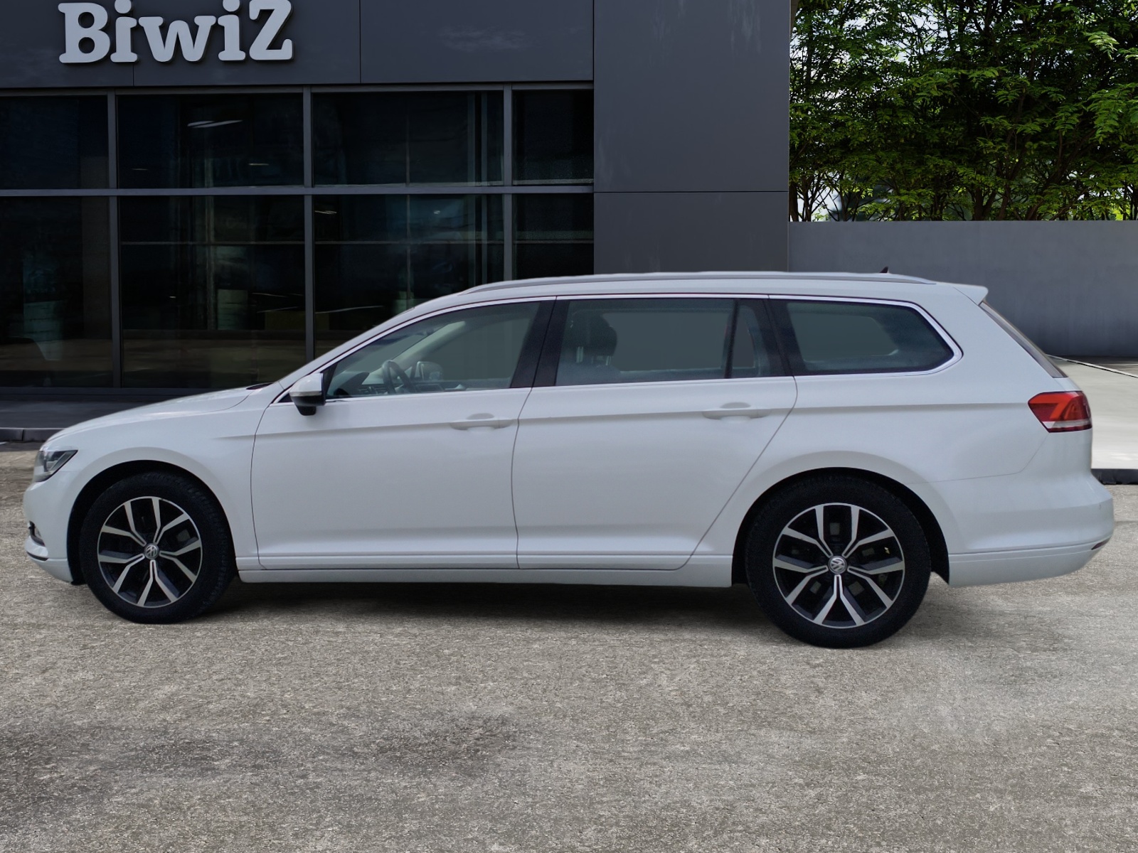 Volkswagen Passat 1