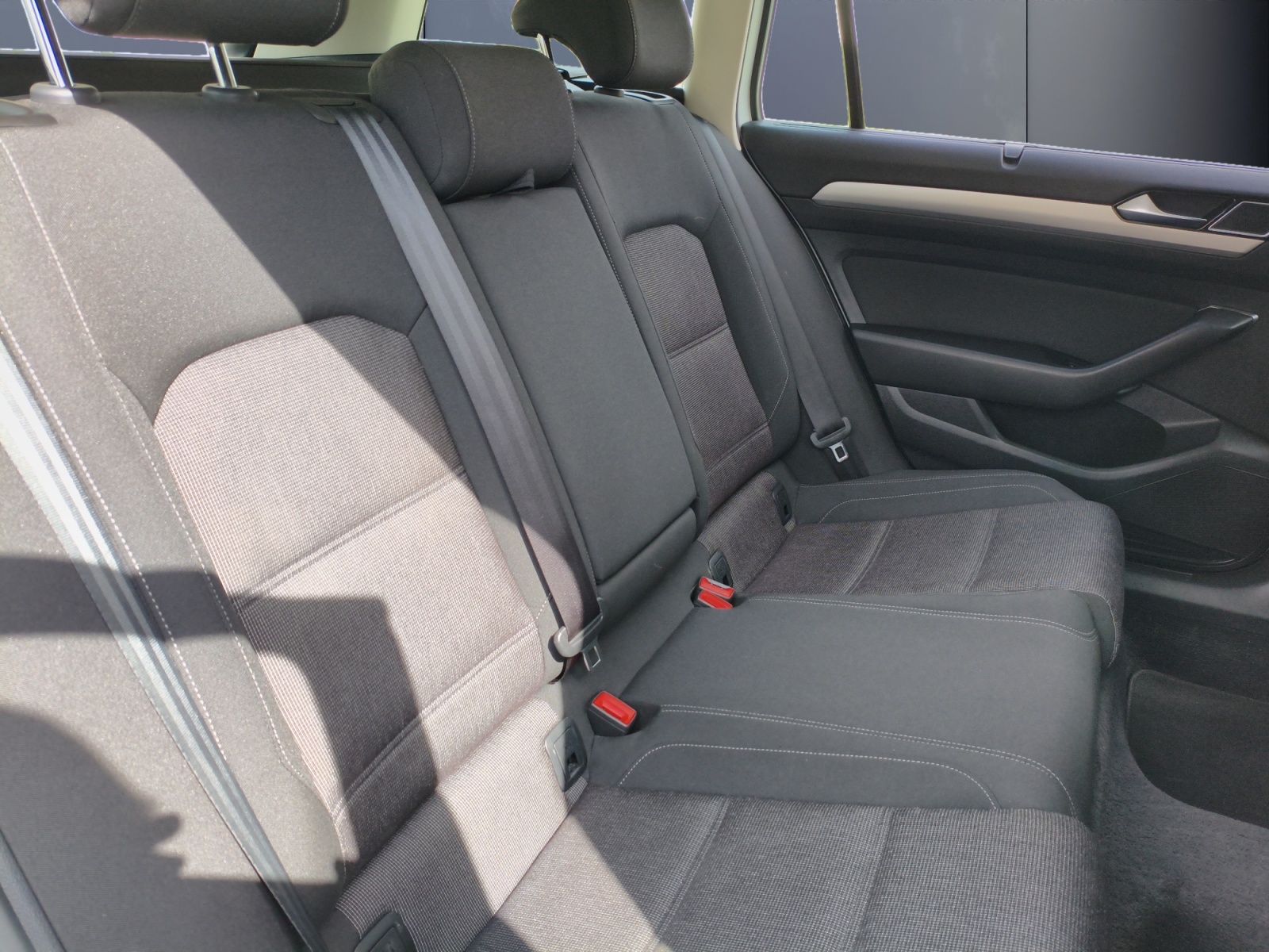 Volkswagen Passat 11