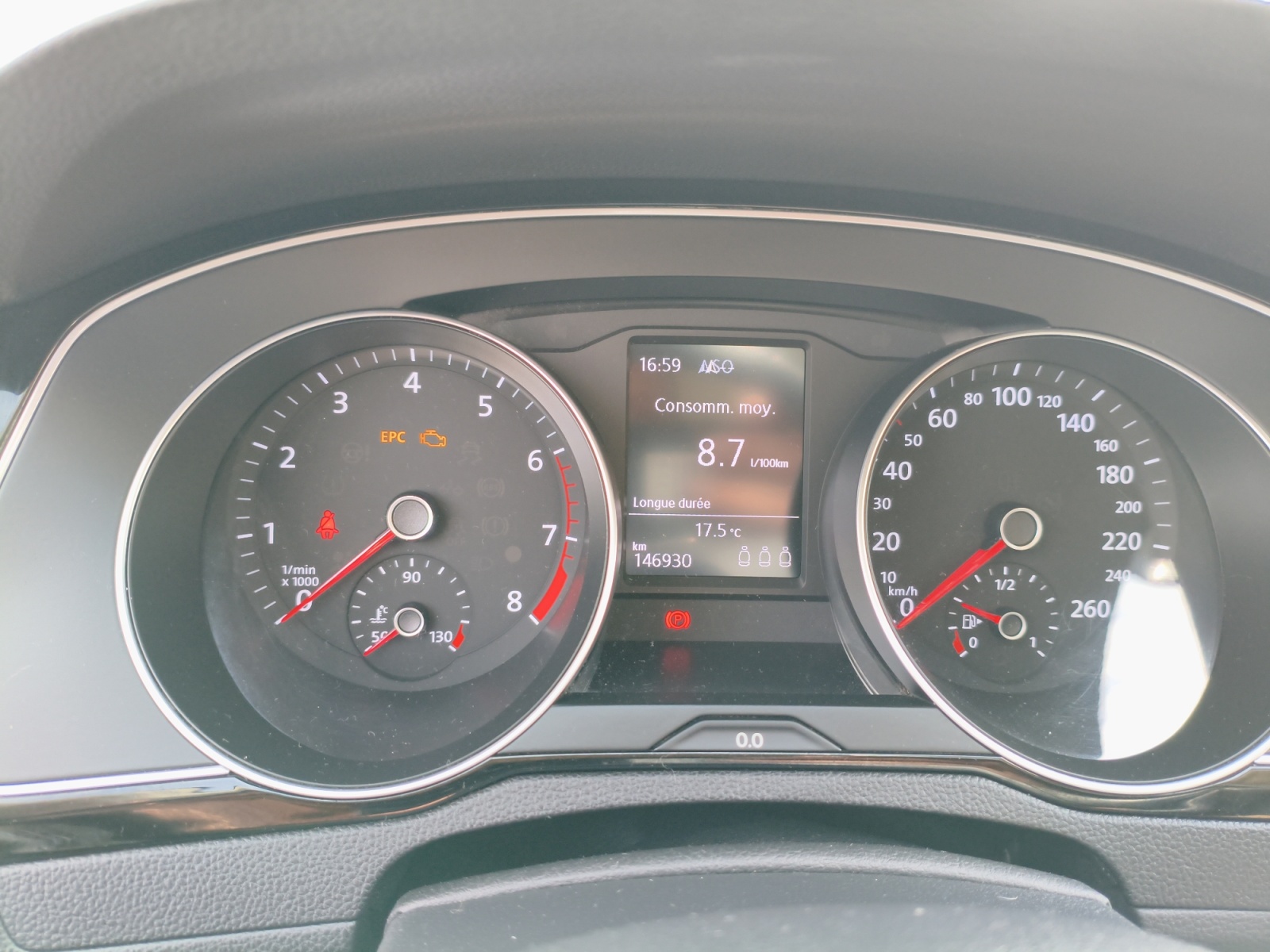 Volkswagen Passat 16