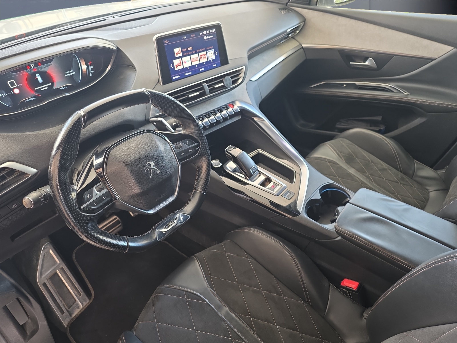Peugeot 5008 8