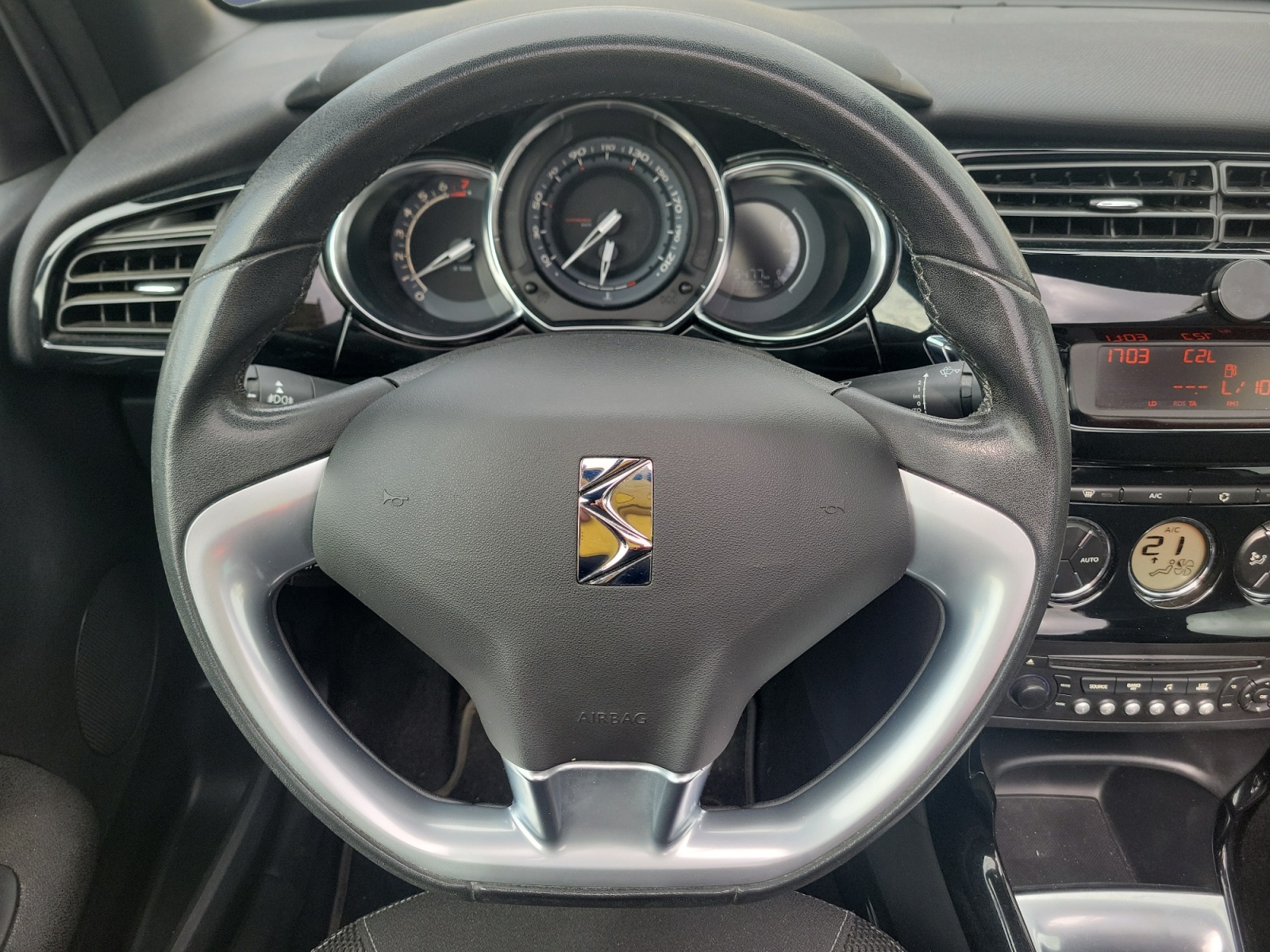 Ds Automobiles Ds3 15