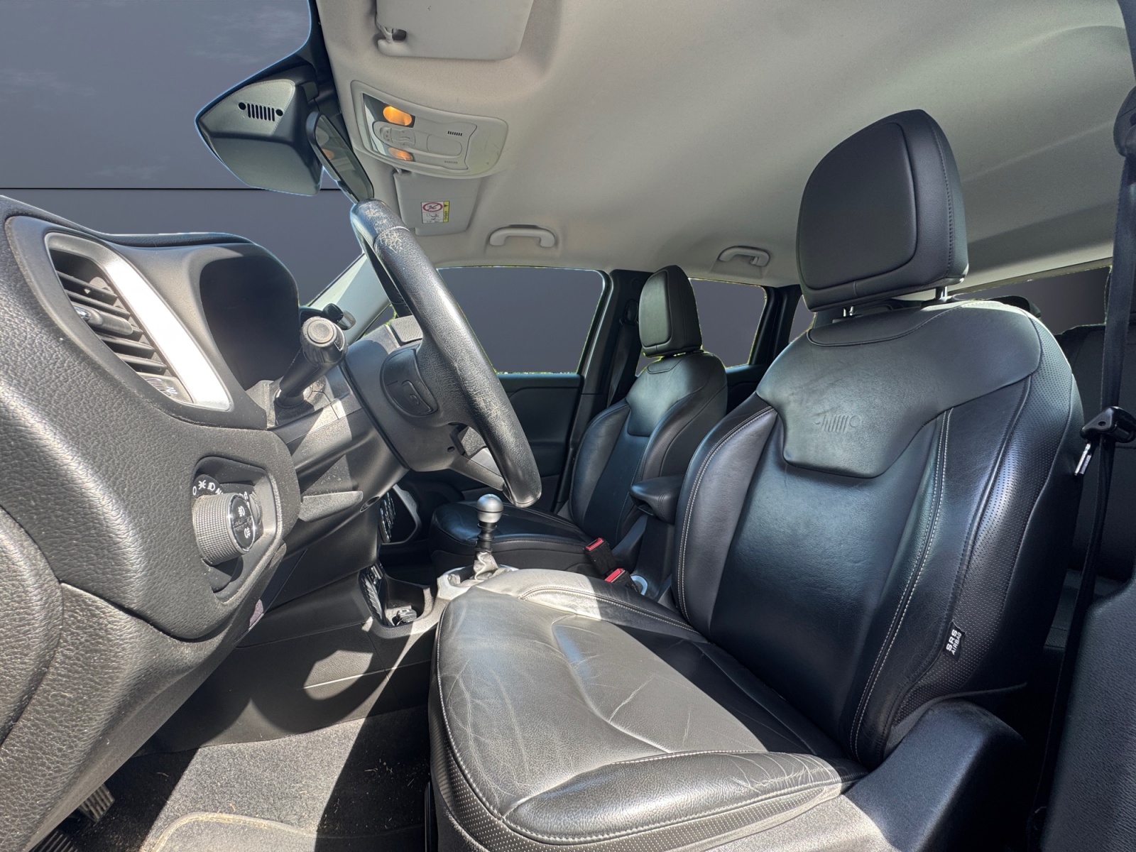 Jeep Renegade 9