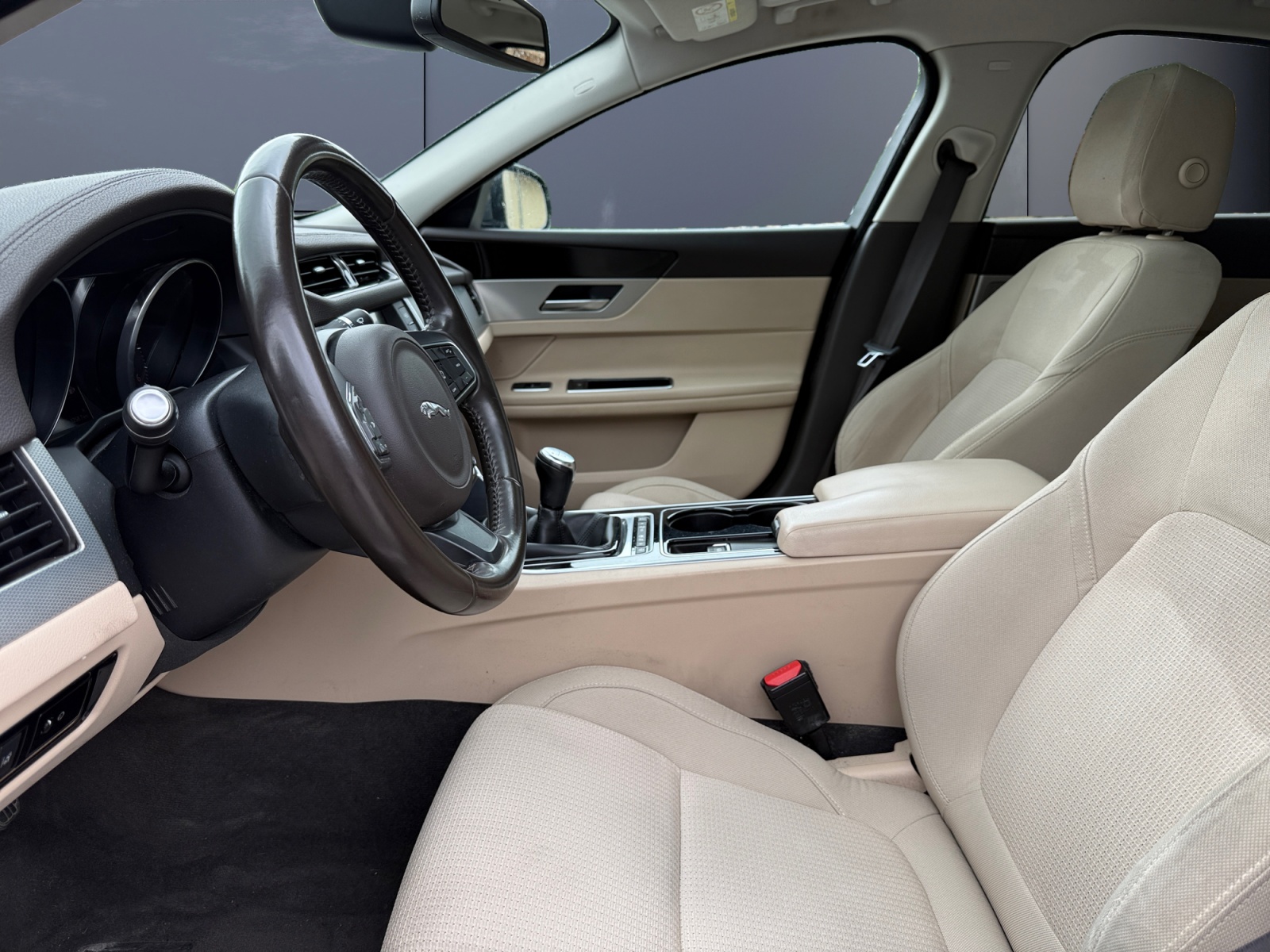 Jaguar Xf 9