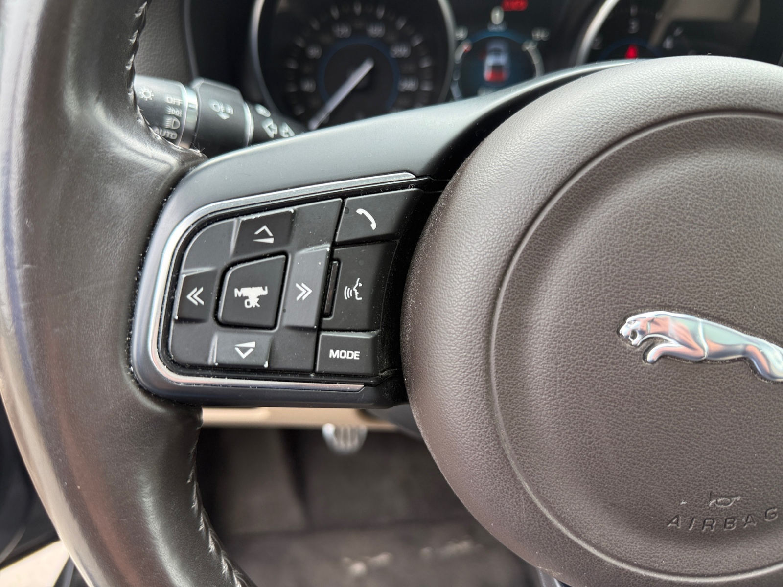 Jaguar Xf 22