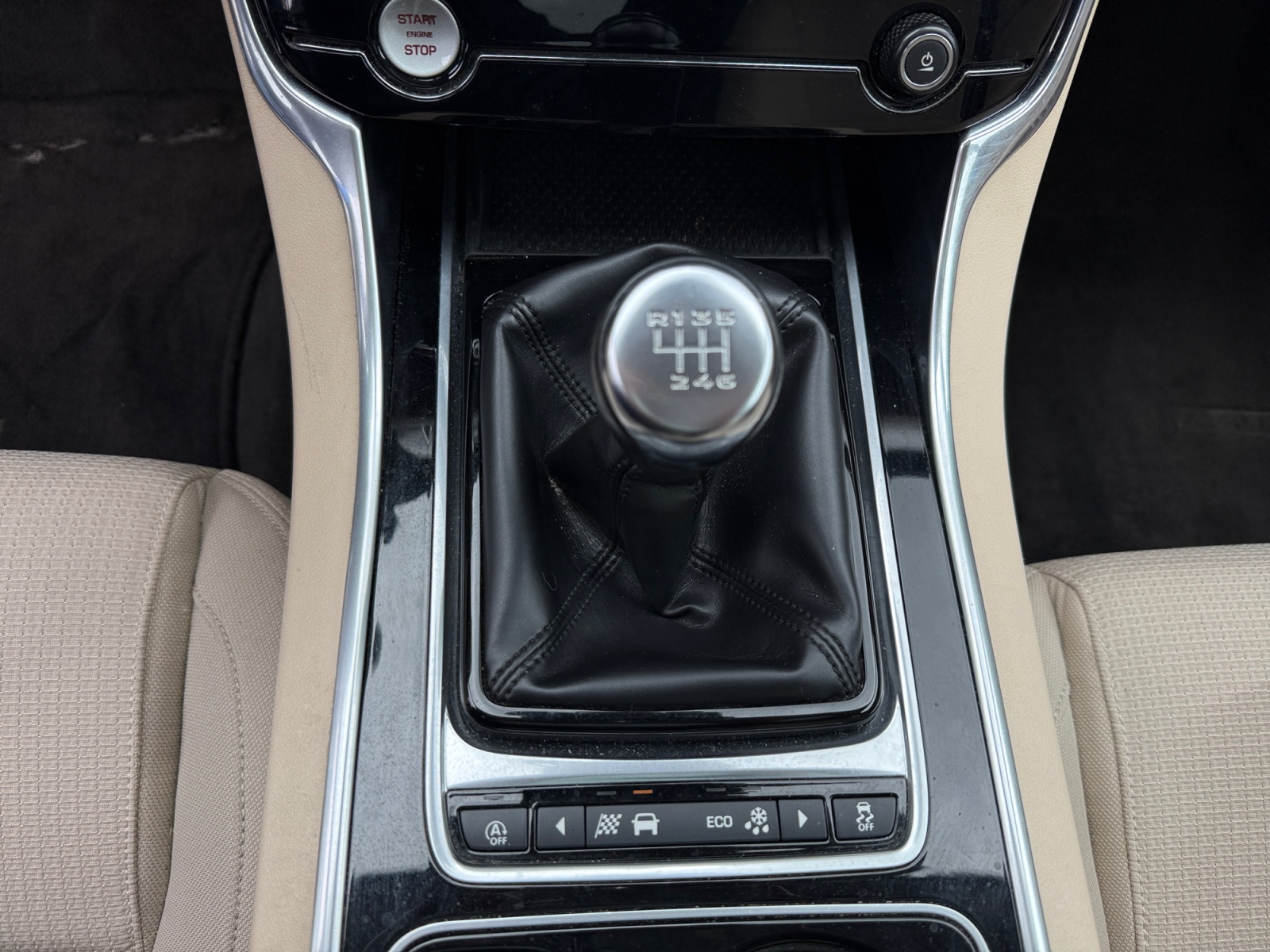 Jaguar Xf 27