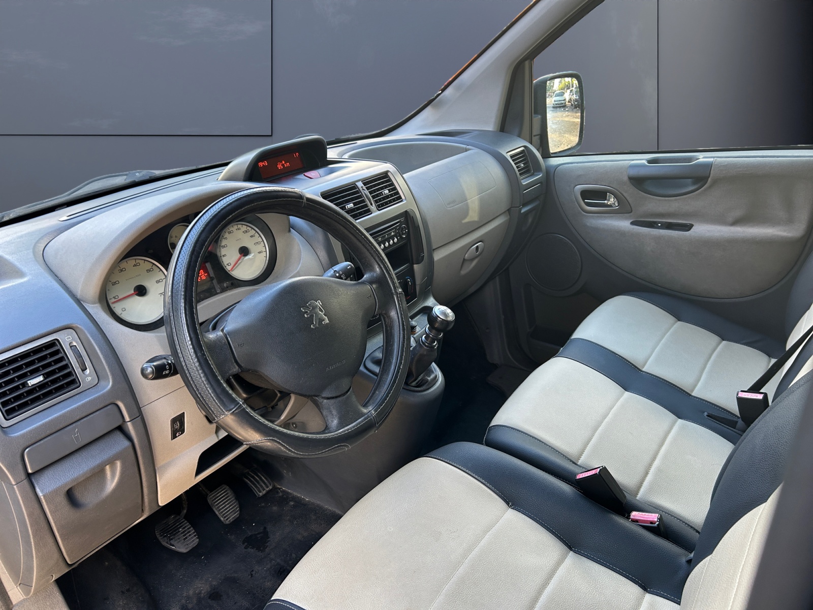 Peugeot Expert Tepee 8