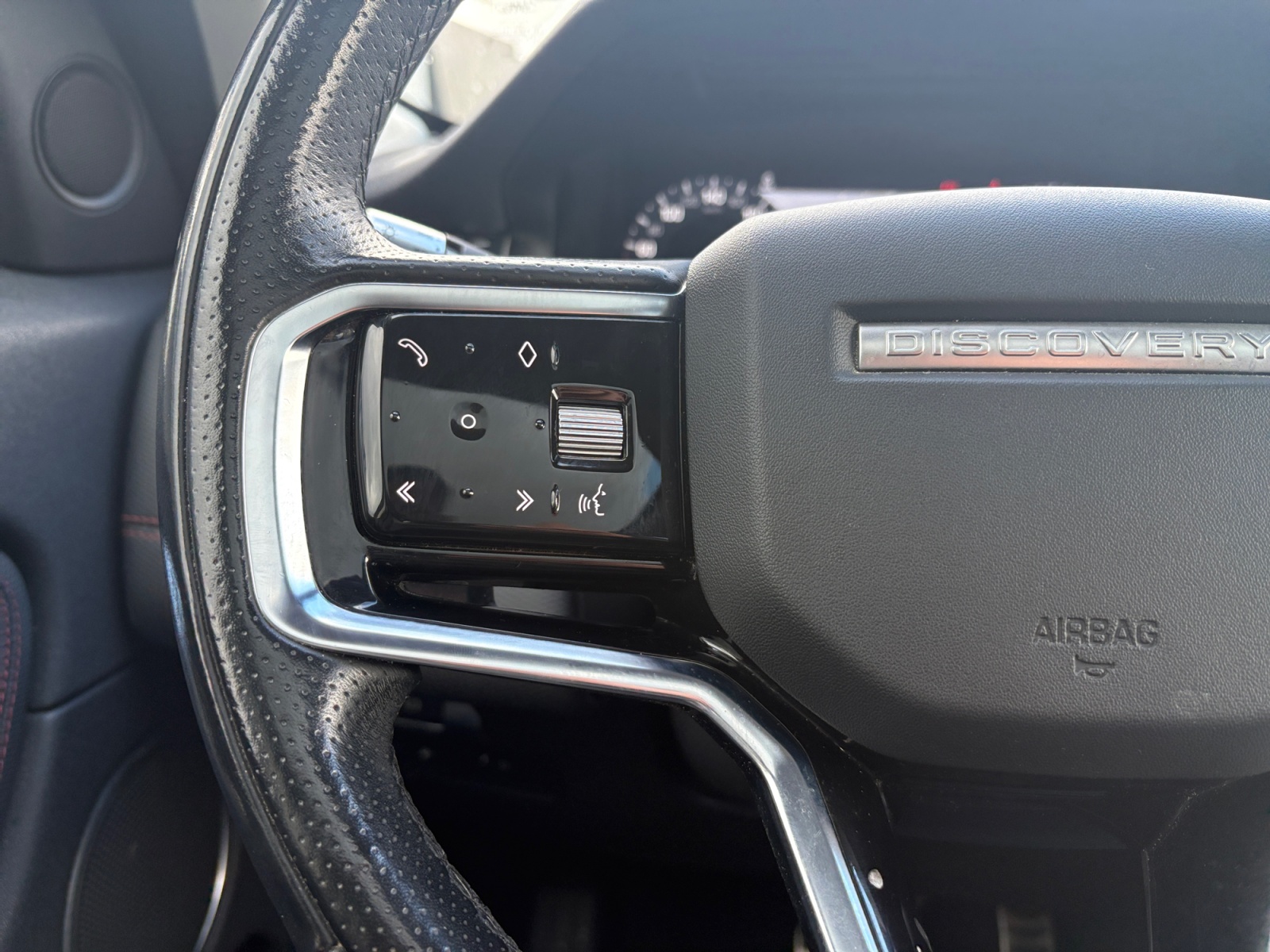 Land Rover Discovery Sport 17