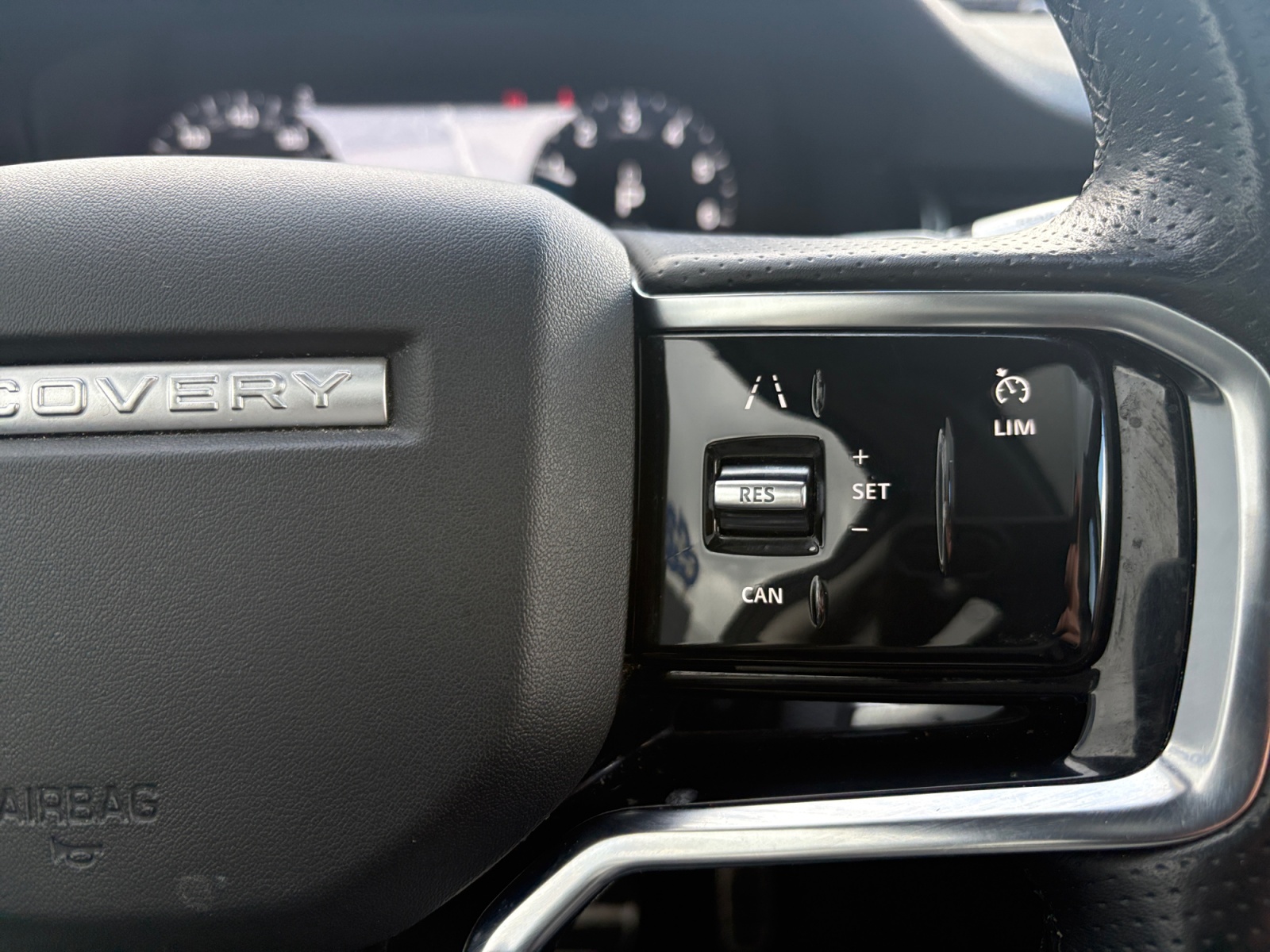 Land Rover Discovery Sport 18