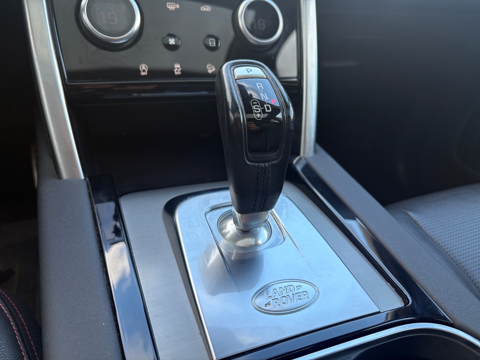 Land Rover Discovery Sport 19