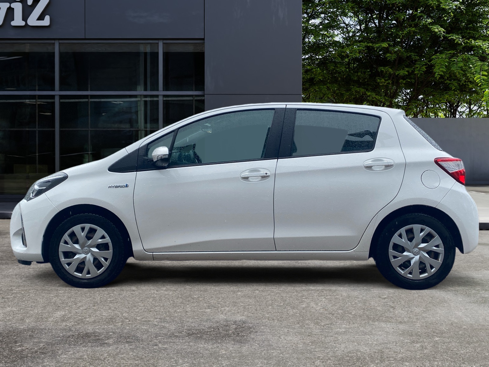 Toyota Yaris 1