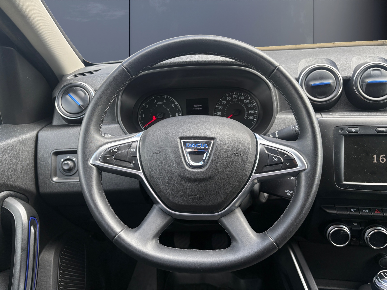 Dacia Duster 15