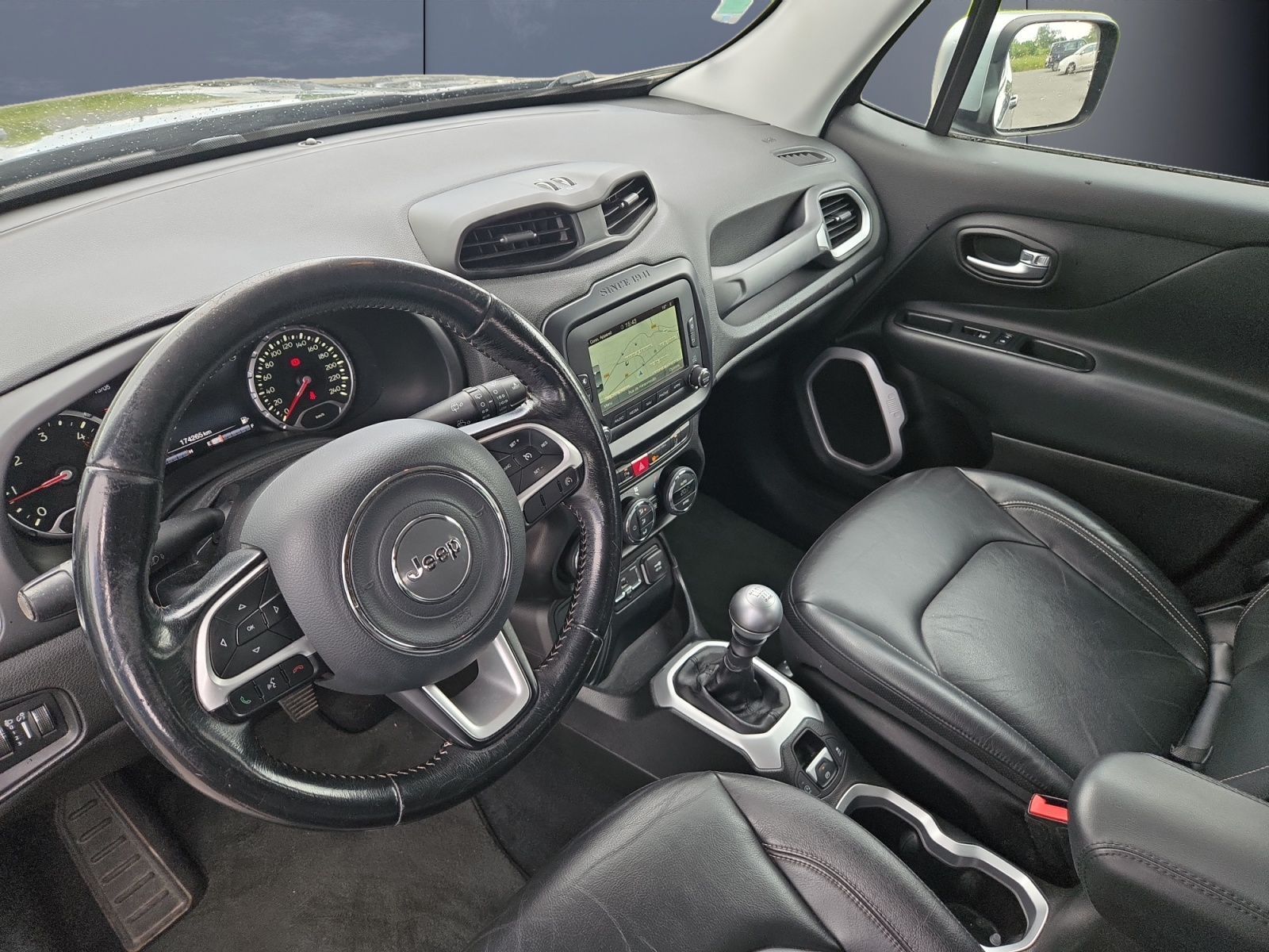 Jeep Renegade 8