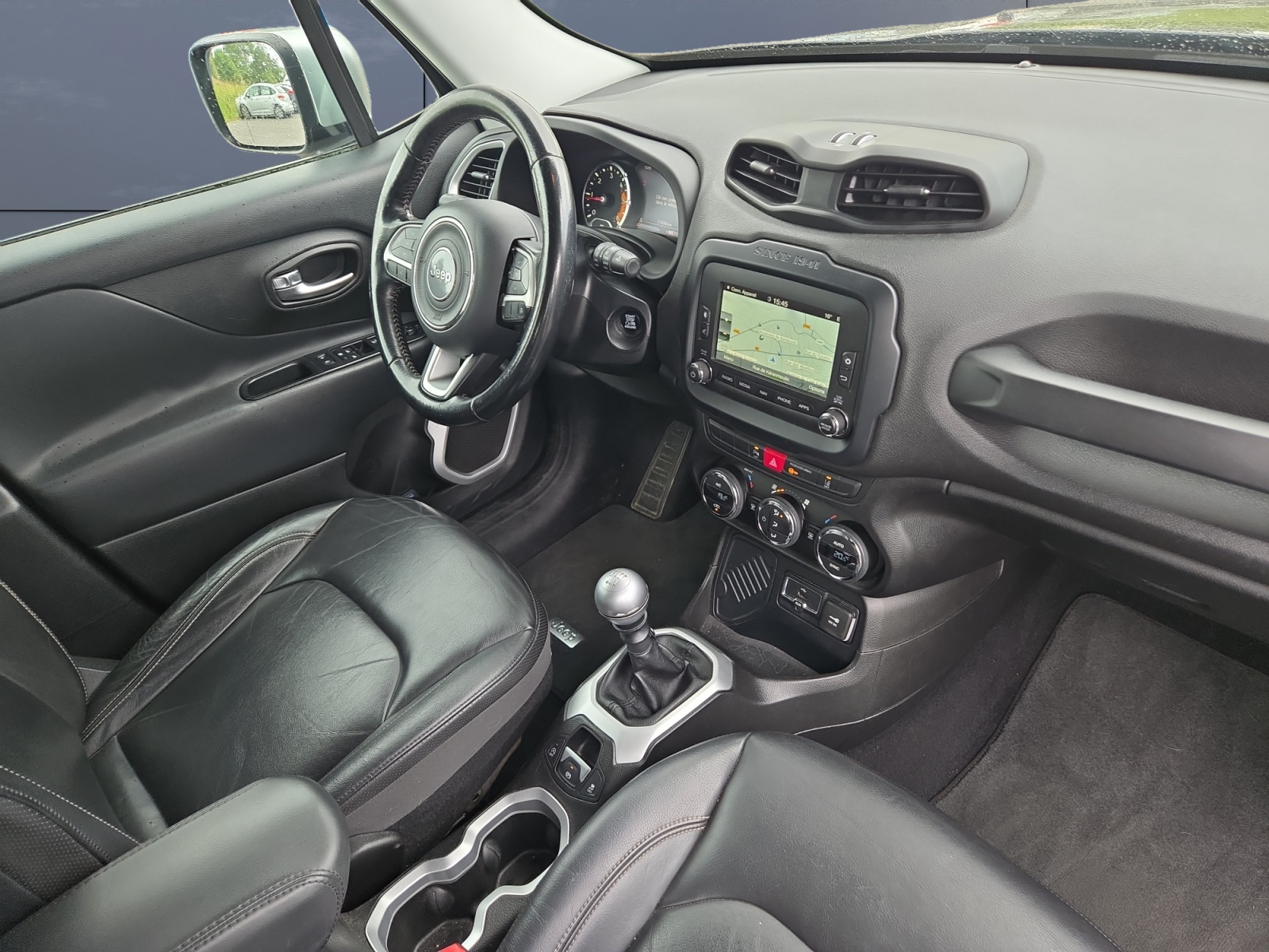Jeep Renegade 12