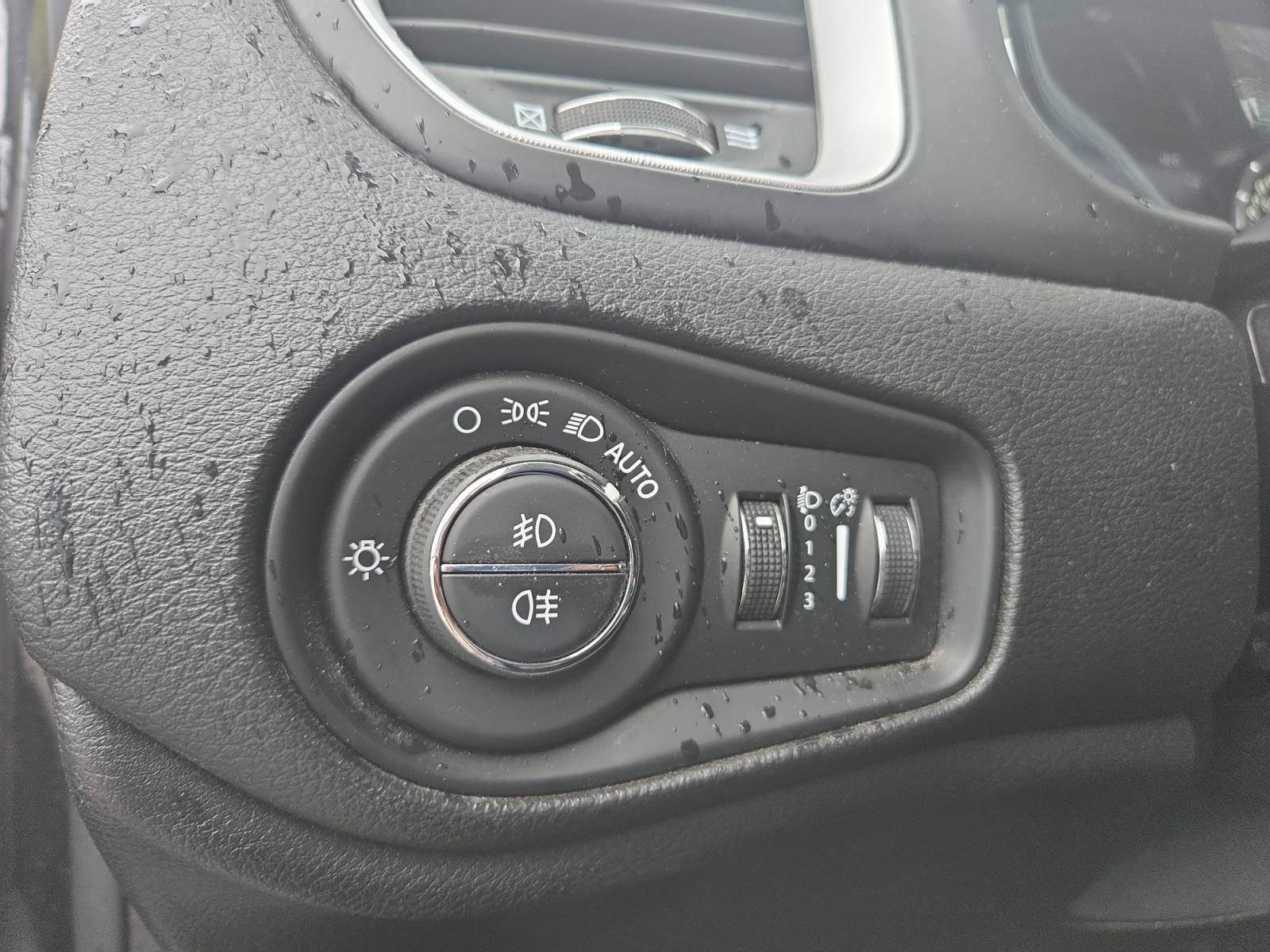 Jeep Renegade 18