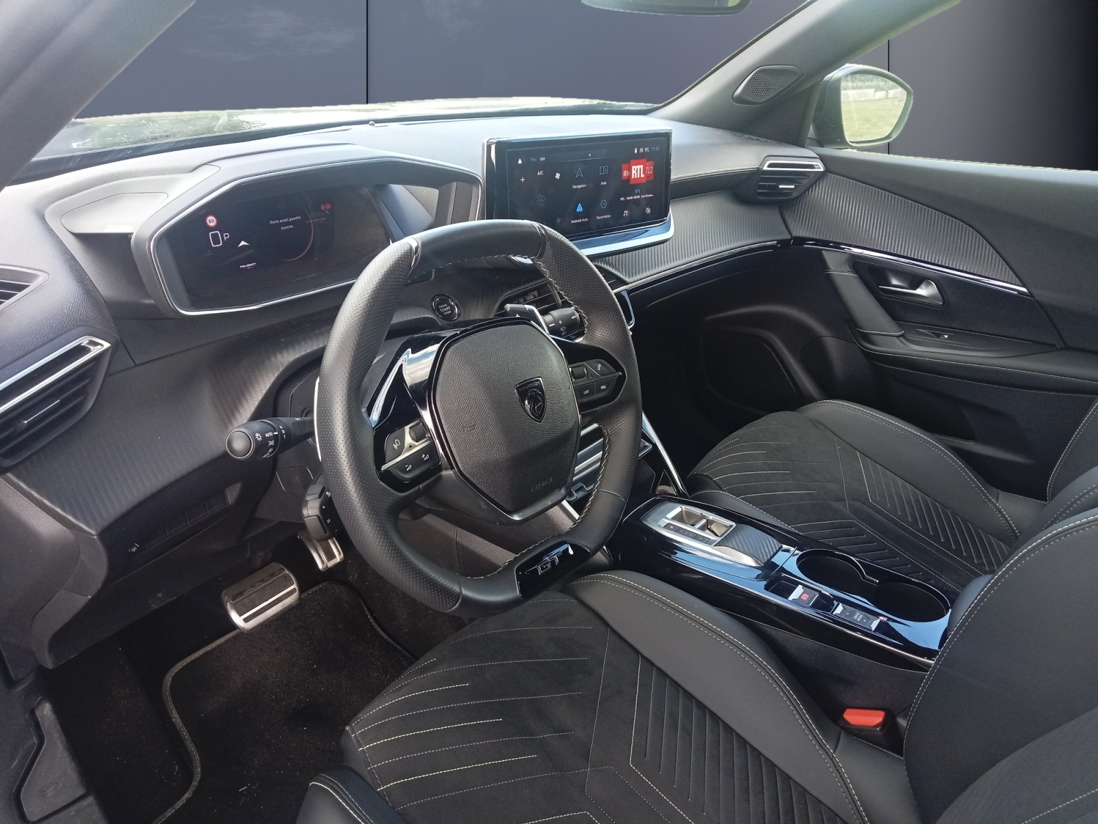 Peugeot 2008 7