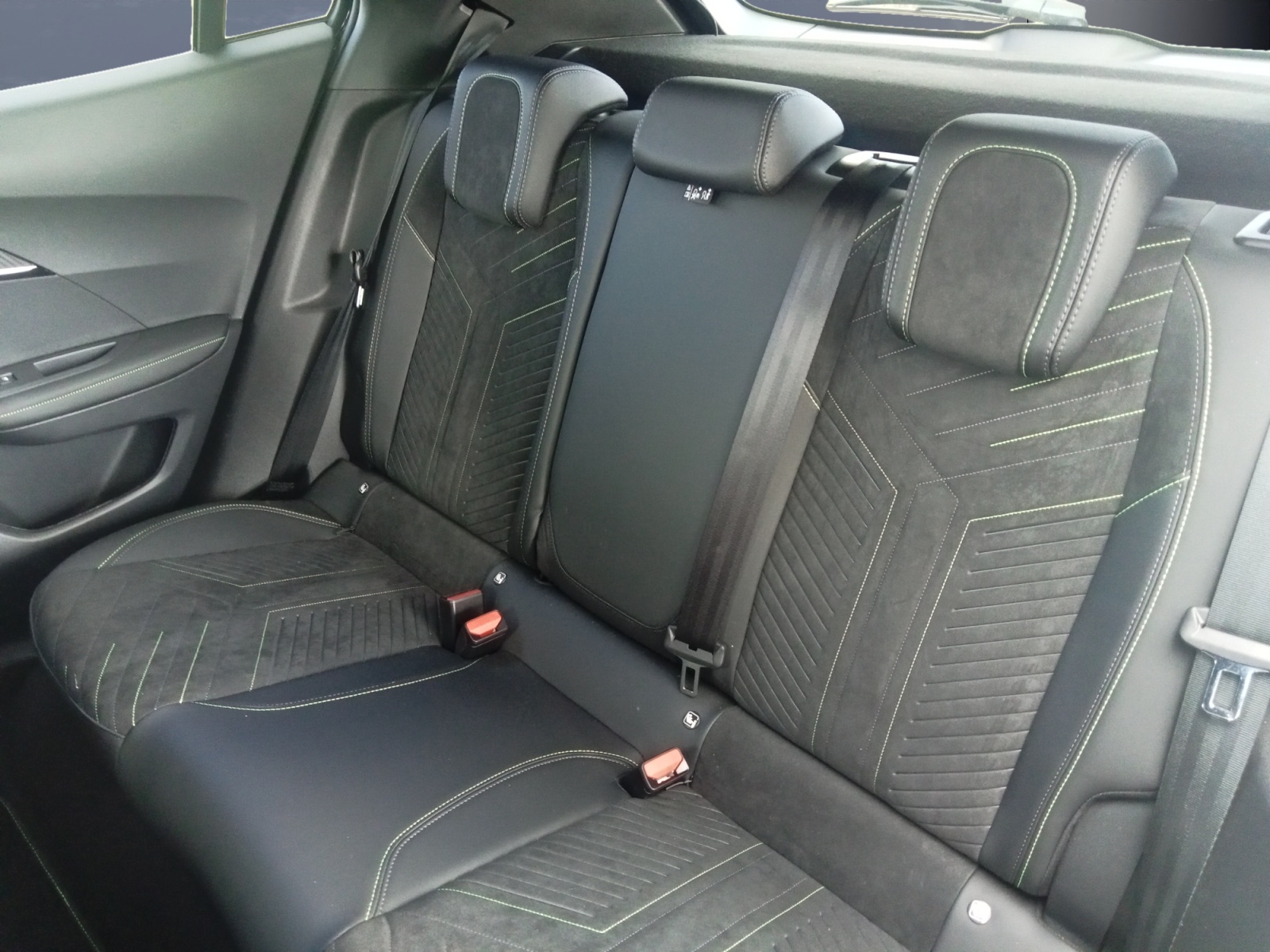 Peugeot 2008 9