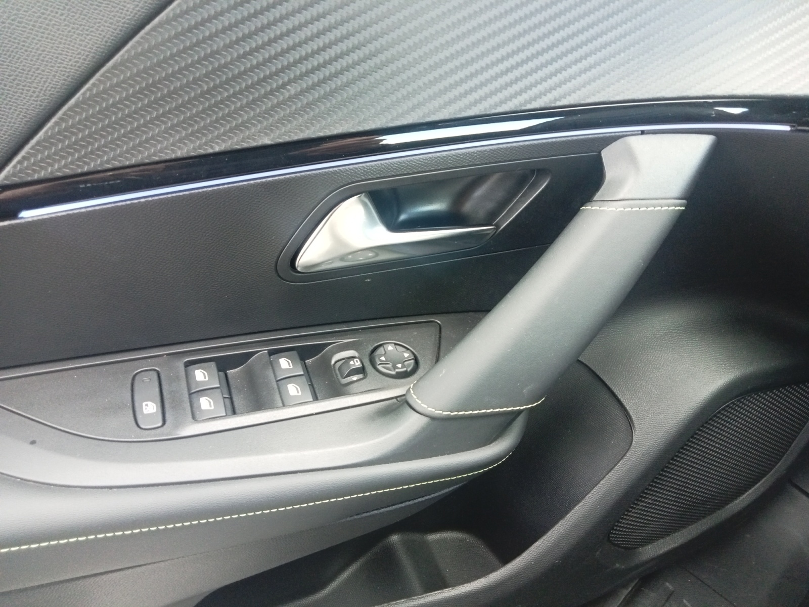 Peugeot 2008 22